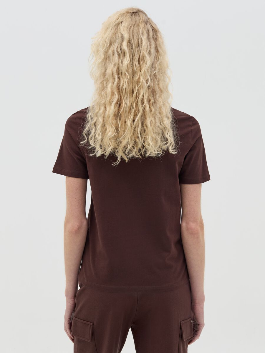 Essential T-shirt in cotton with round neck_3