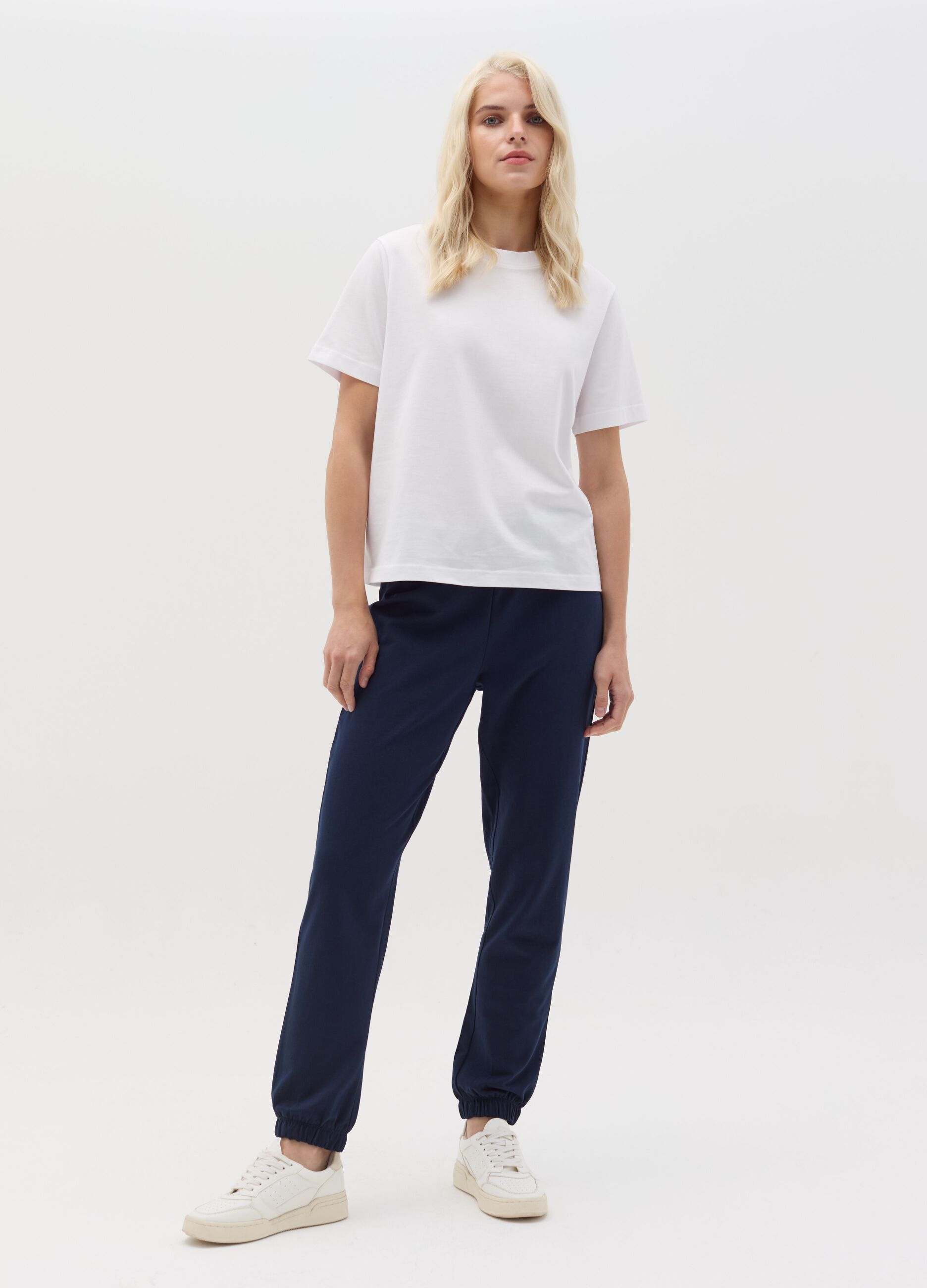 Plush joggers with drawstring