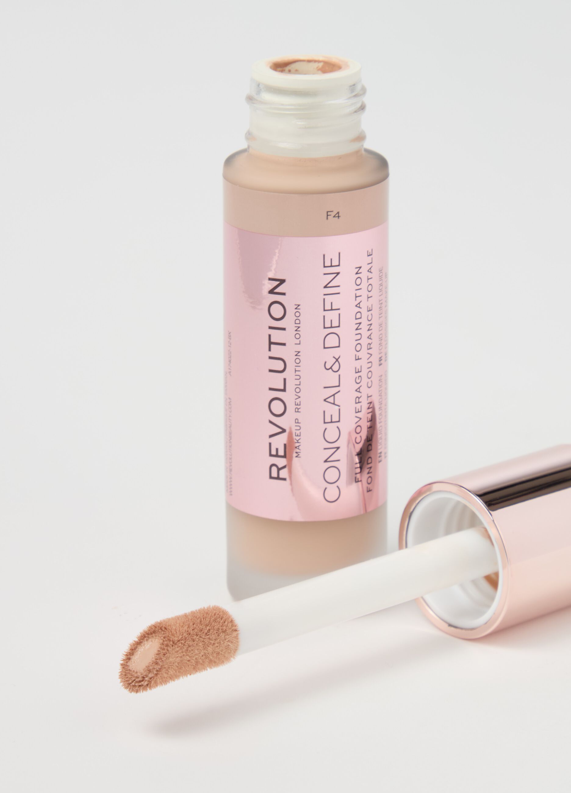 Conceal & Define foundation F4