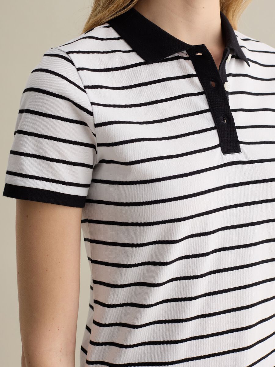Black and white striped polo shirt in piquet_2