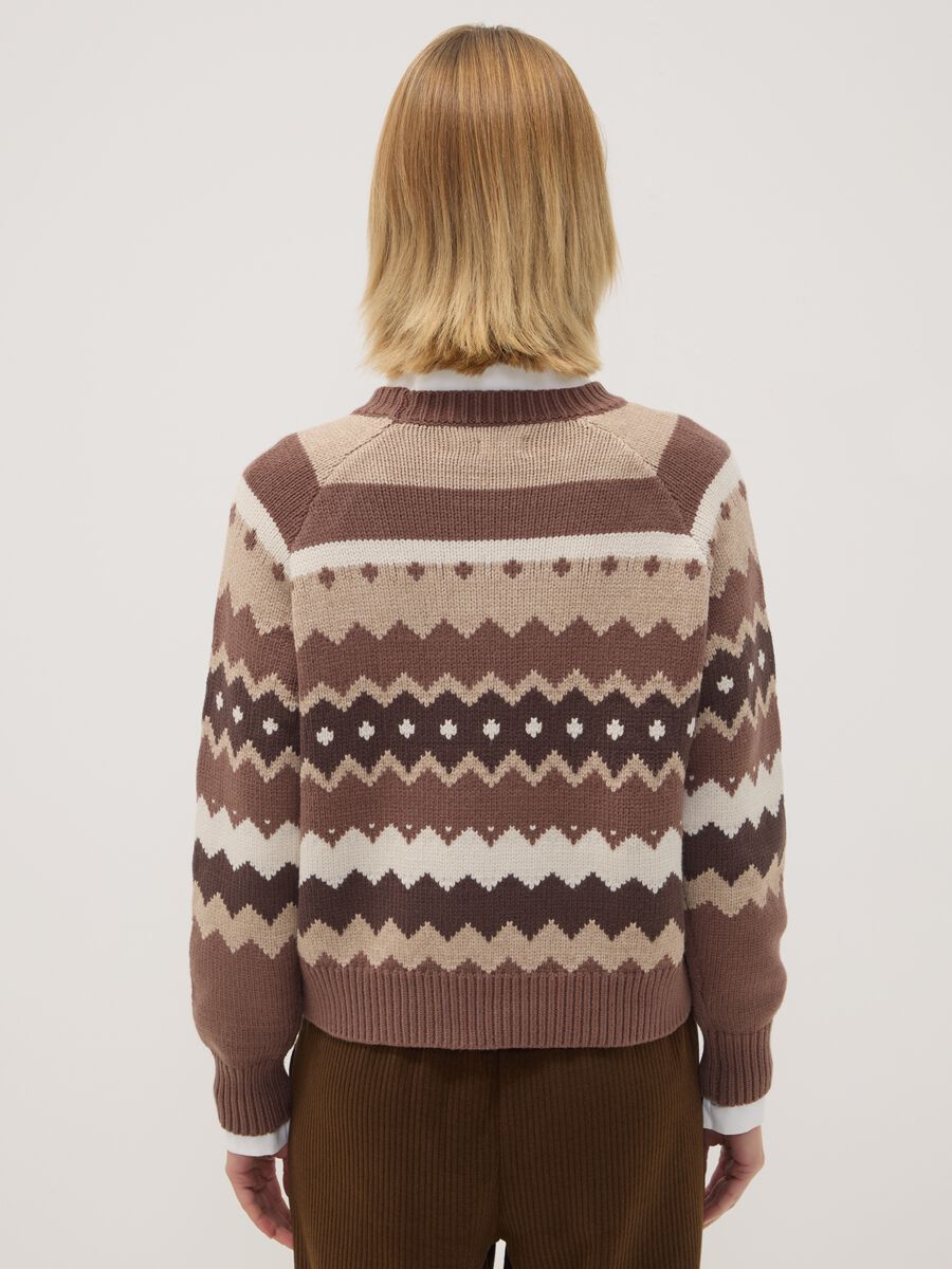 Multicolour jacquard knit in viscose blend, regular fit_3