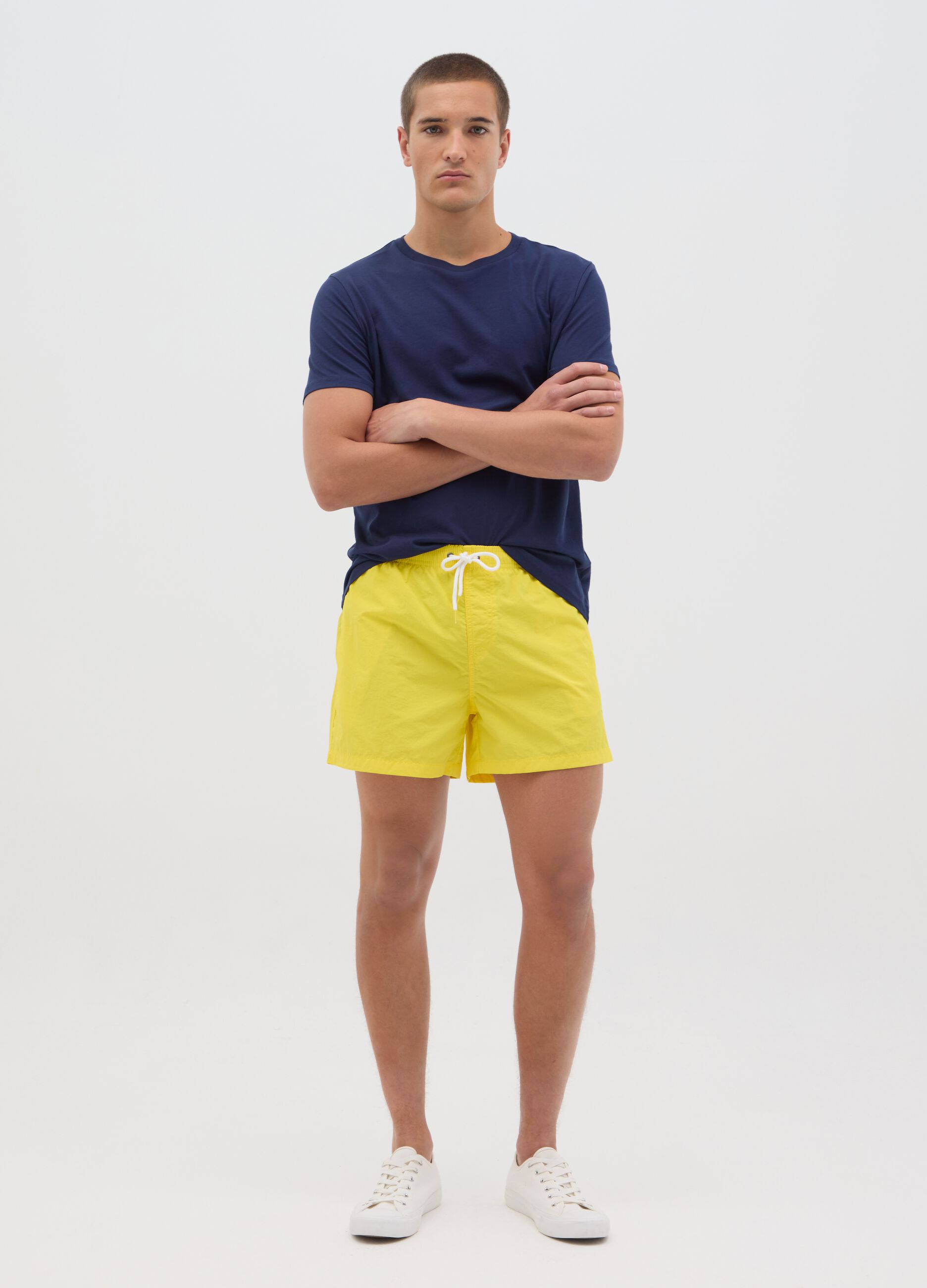 Men’s regular-fit swim boxers in yellow blend fabric with elastic waist