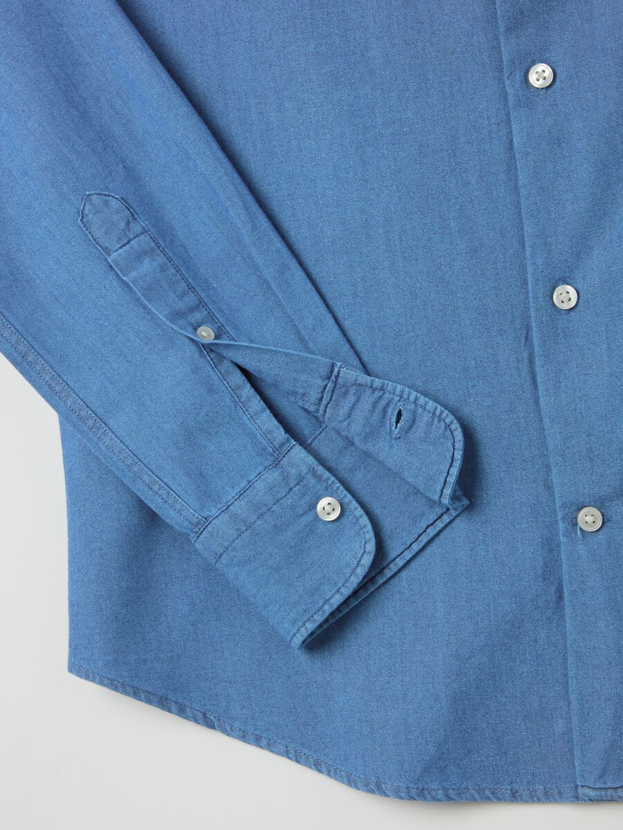 Regular-fit shirt in chambray denim_5