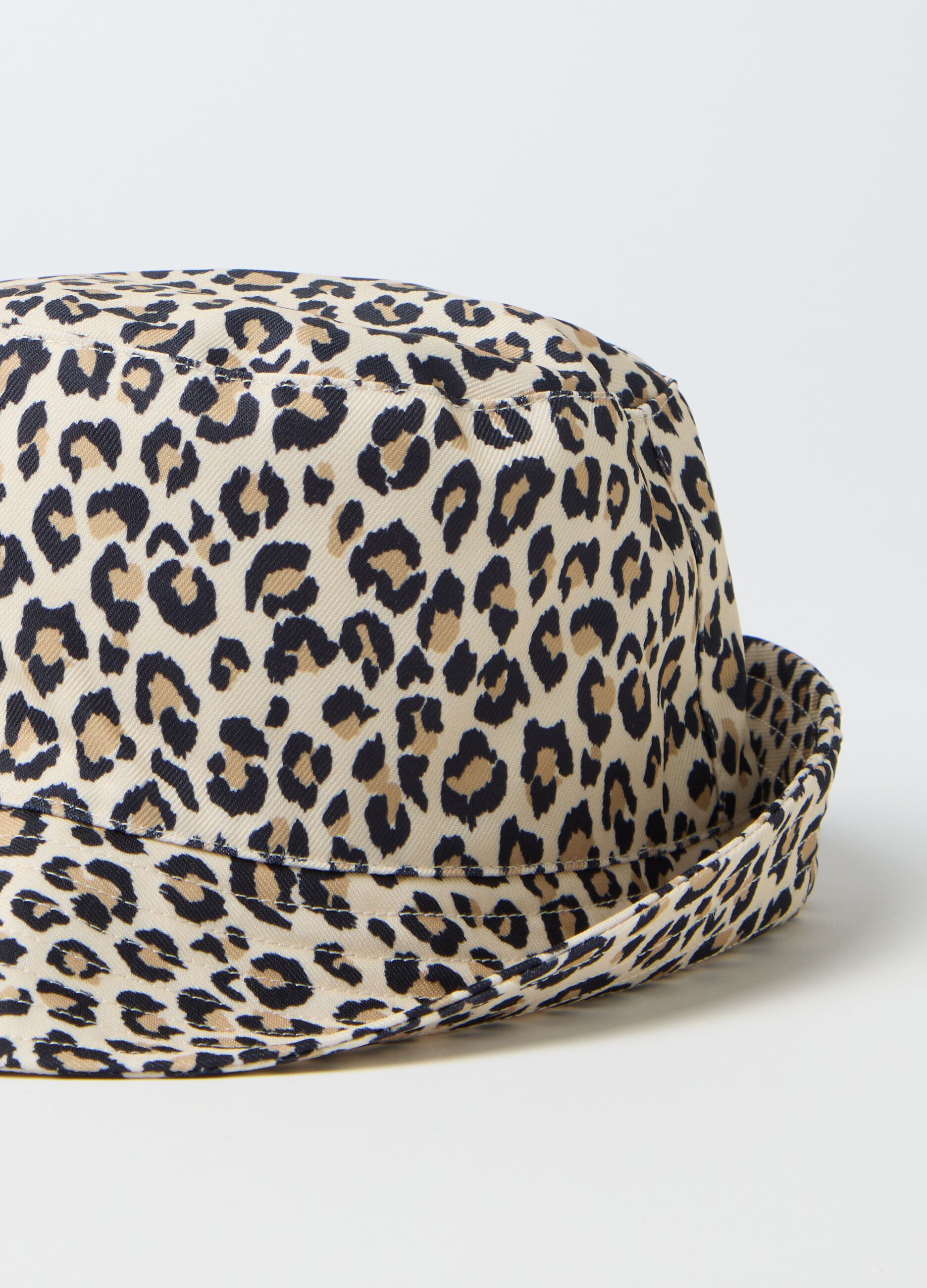 Leopard Print Bucket Hat in Mixed Fabric