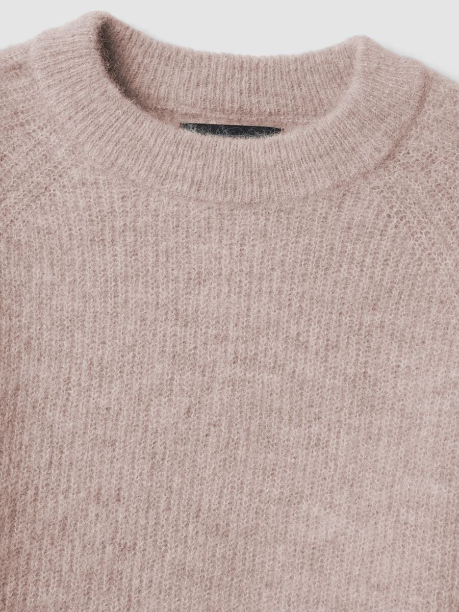 Maglia beige in alpaca e lana elasticizzato girocollo_1