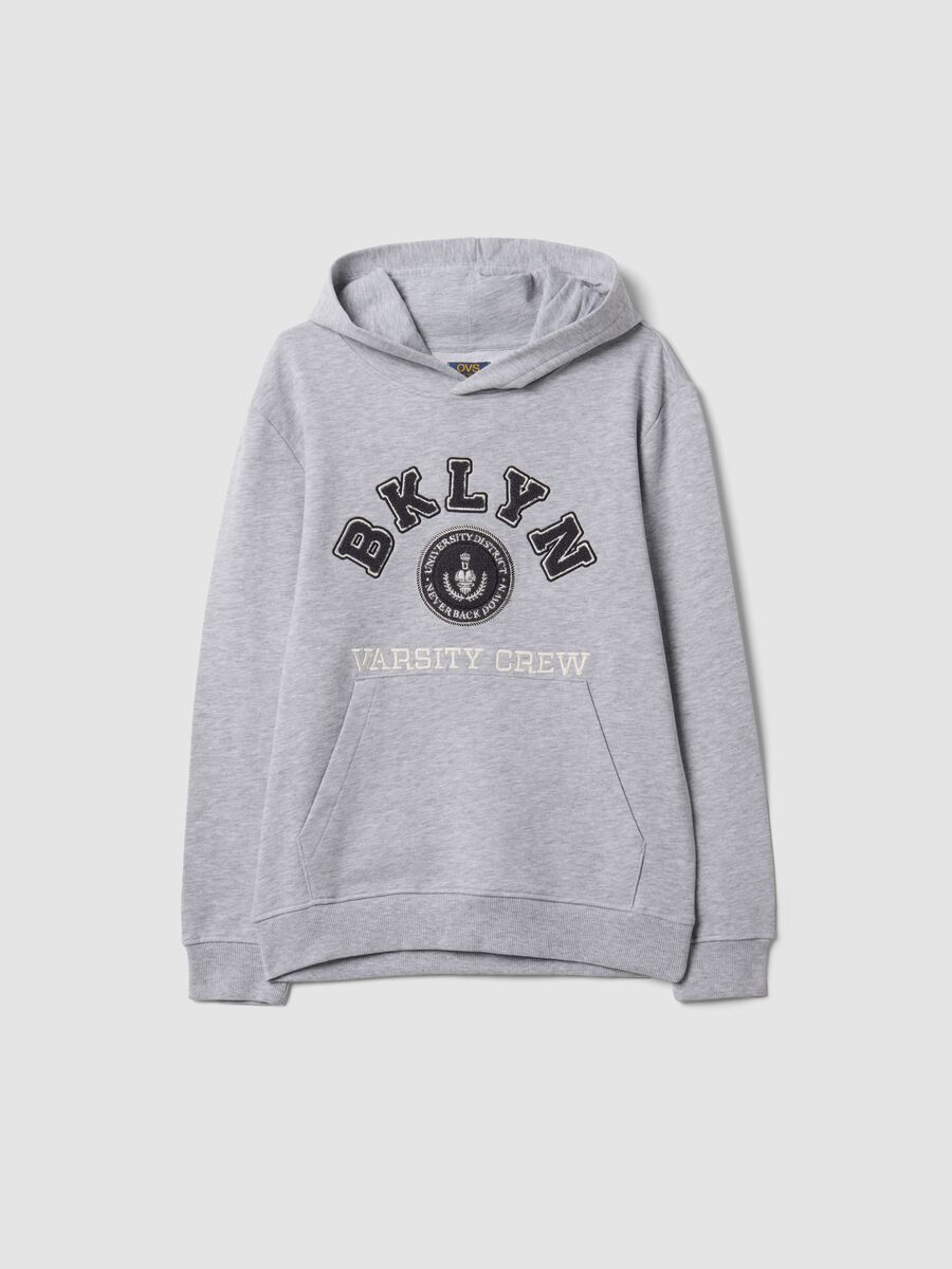 Felpa grigia in misto cotone e viscosa con cappuccio relaxed fit per ragazzo_0