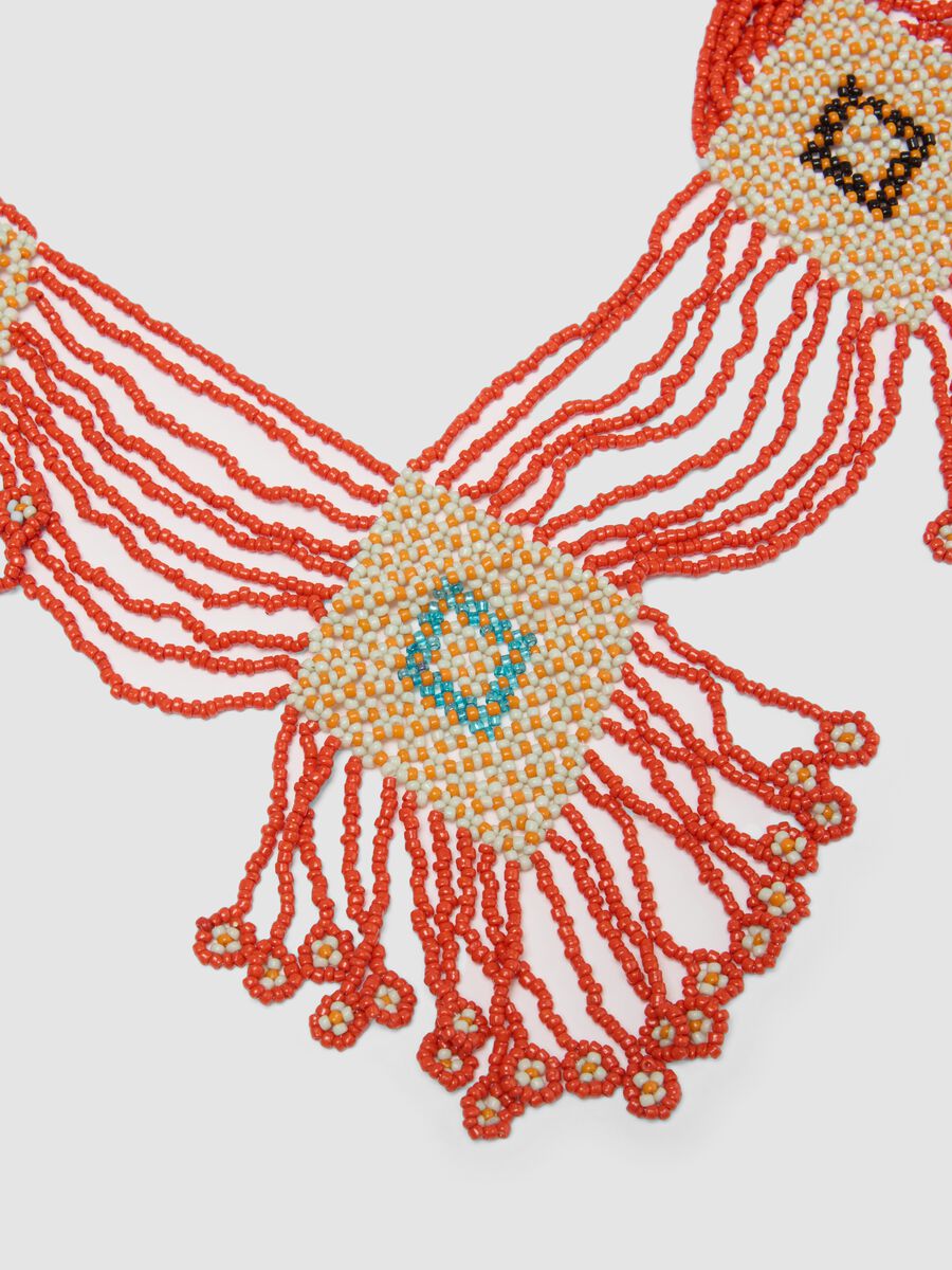 Multicolour beaded necklace with geometric details_1