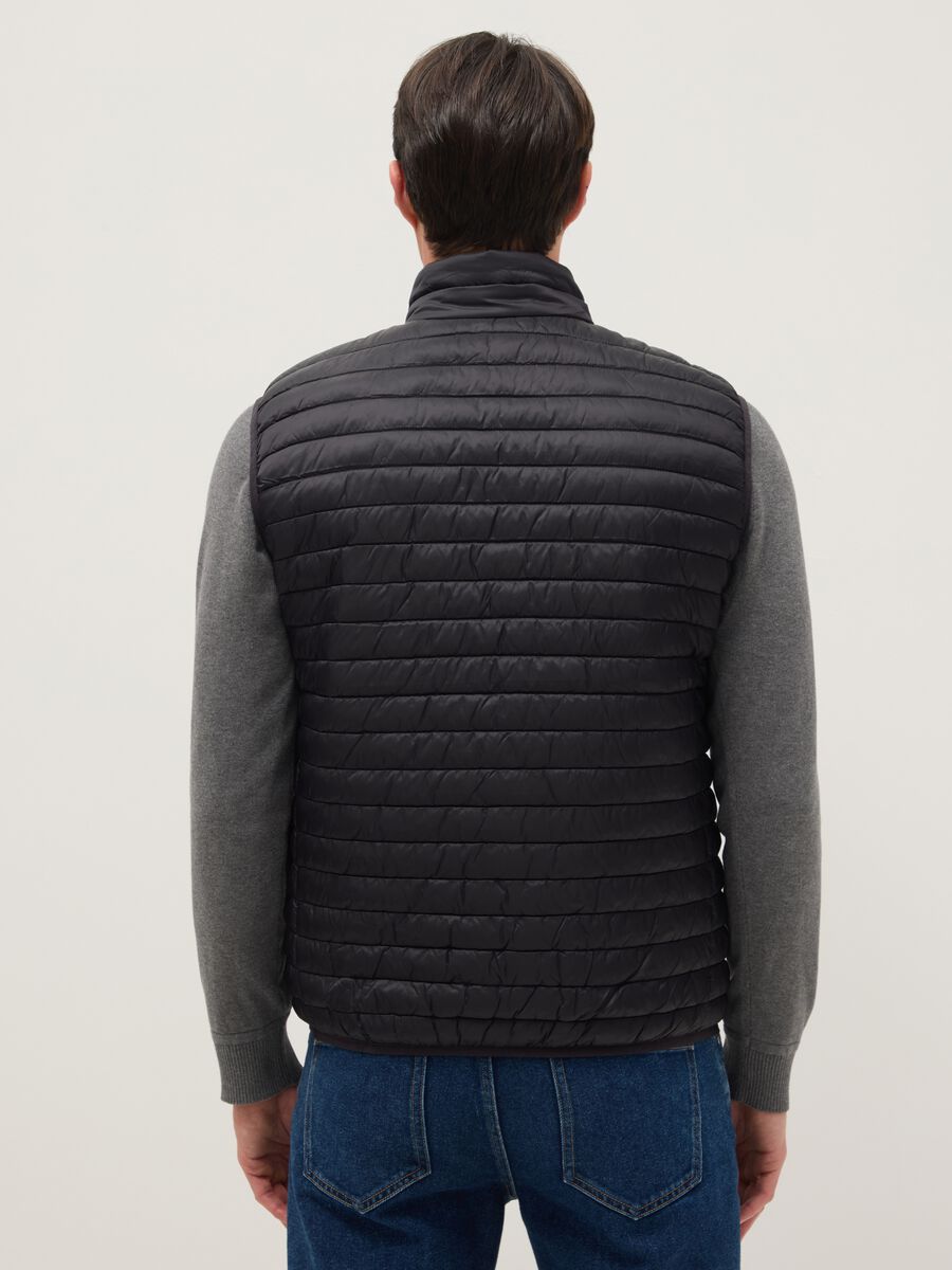 Black ultralight gilet regular fit without hood_2
