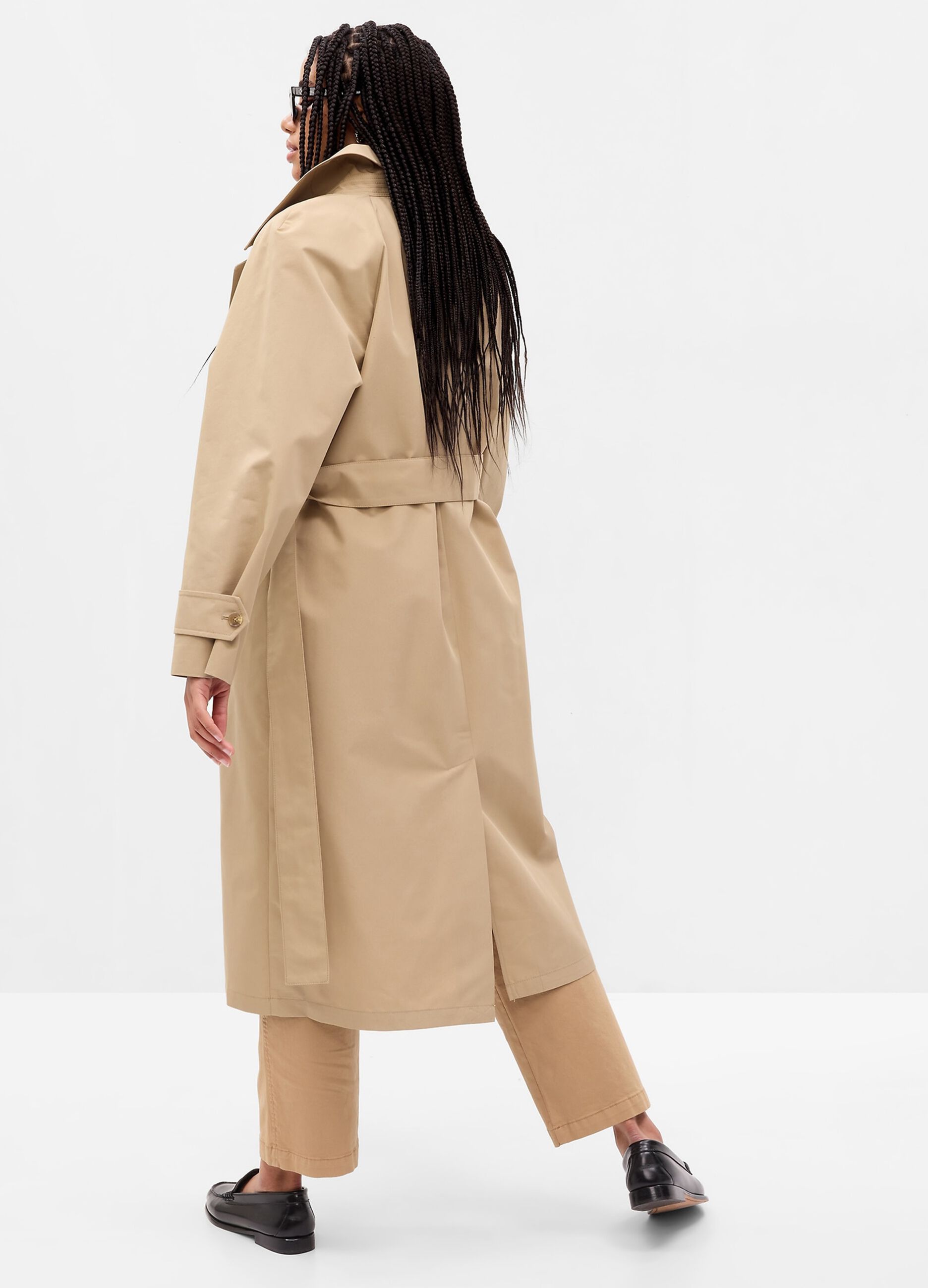 Trench lungo con maniche raglan