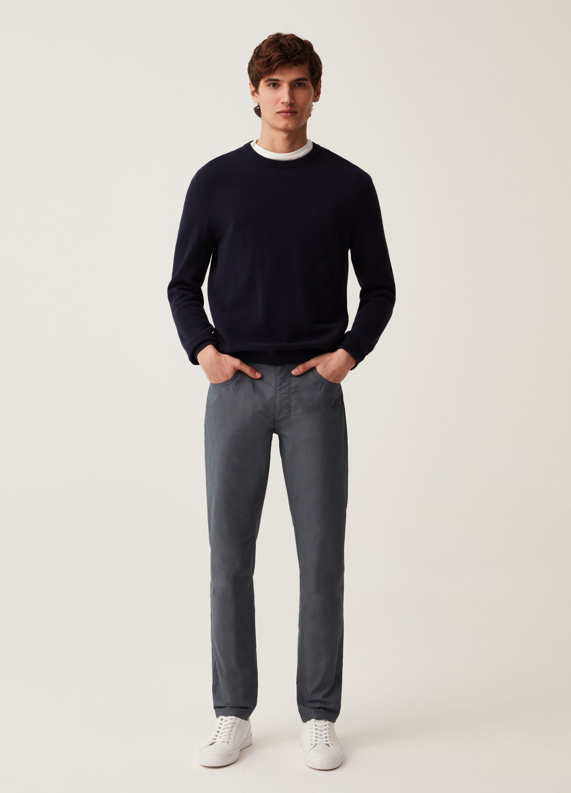 Five-pocket trousers with micro weave