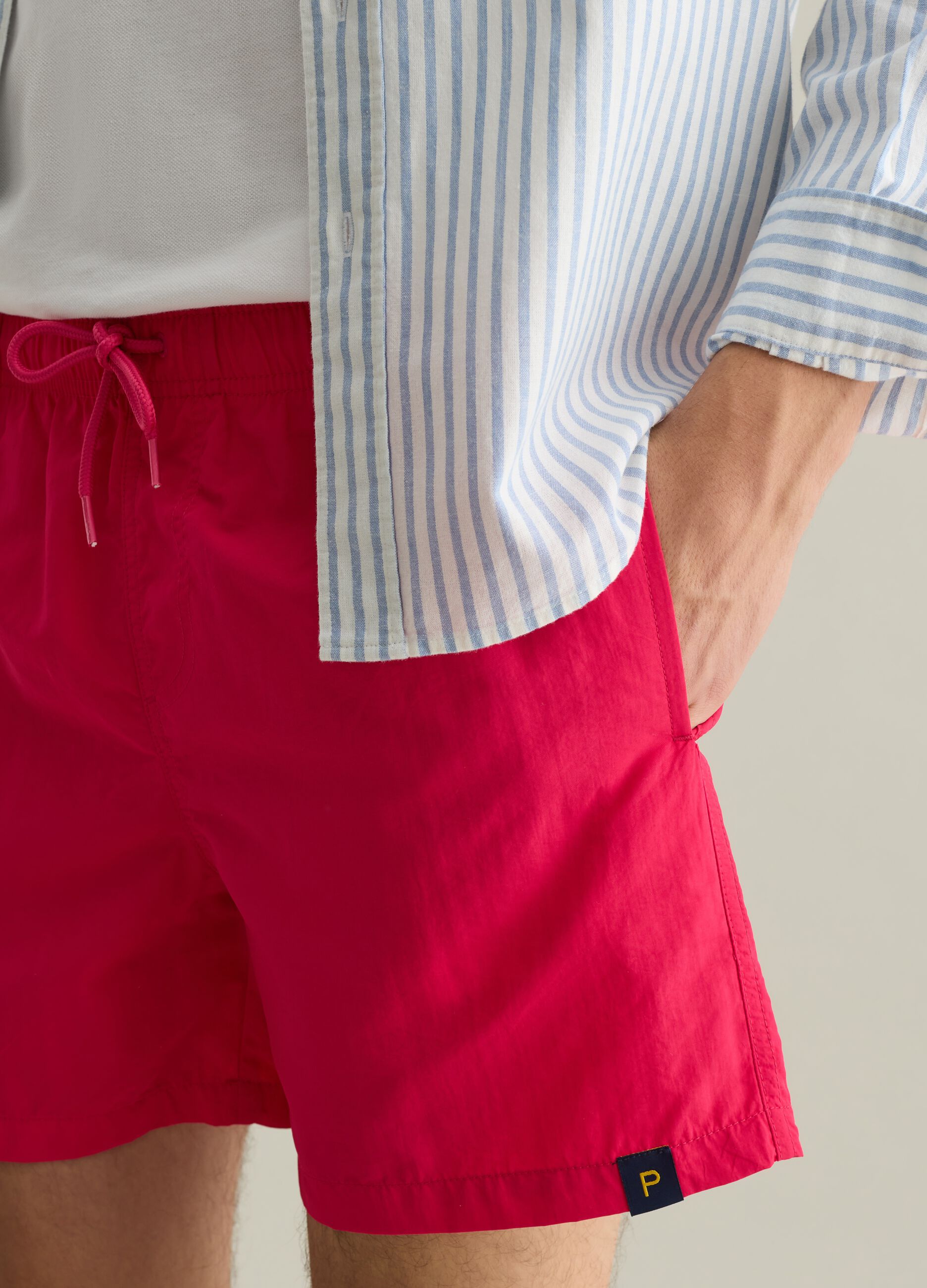 Men’s regular-fit swim boxers in pink blend with elastic waist