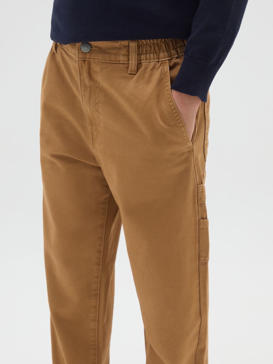 Pantaloni da ragazzo in puro cotone marrone_2