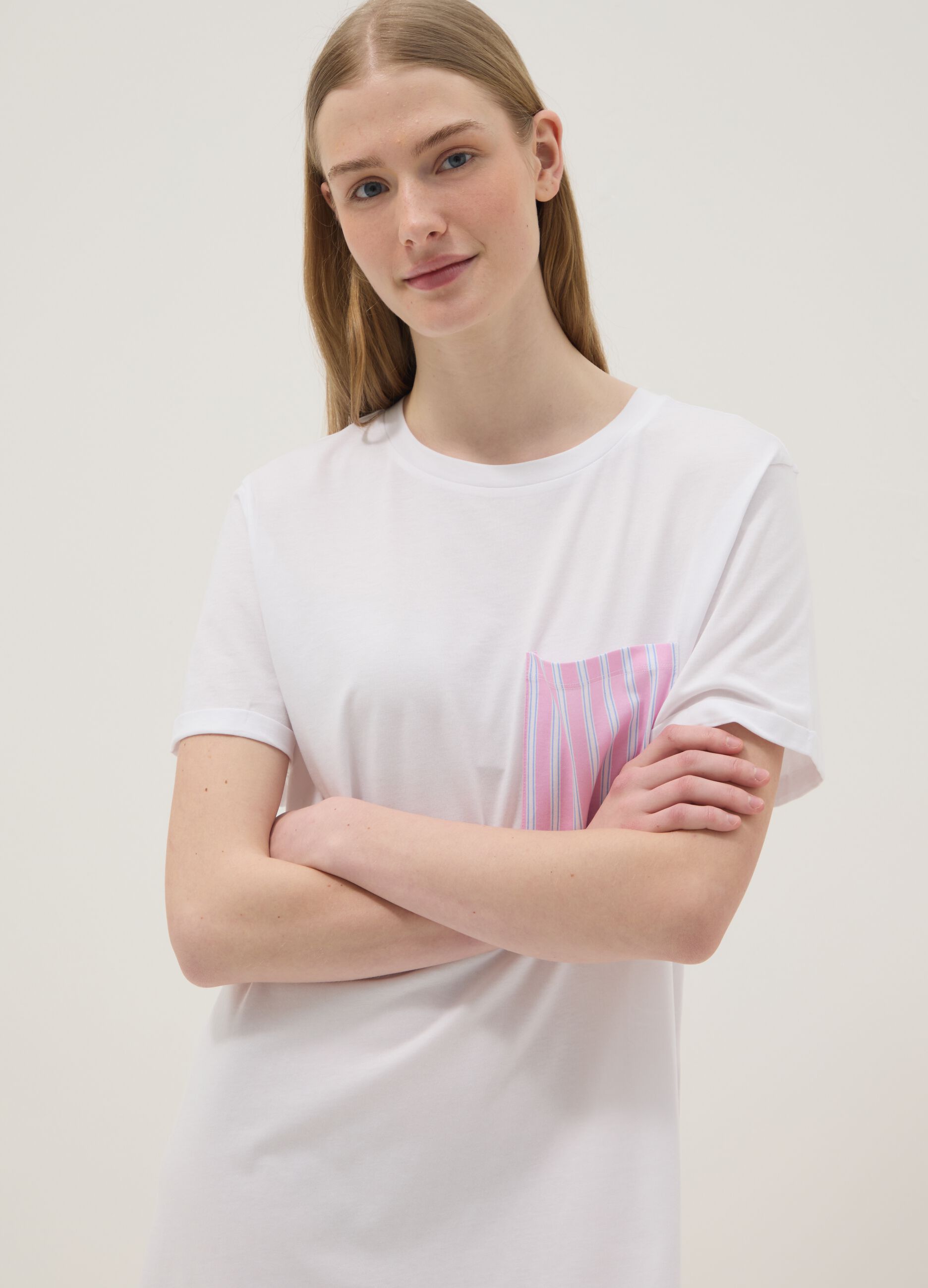 White pure cotton nightshirt with striped chest pocket