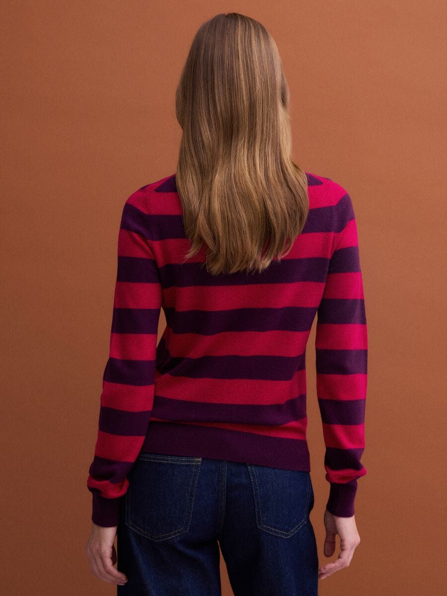 Red pure wool striped crew-neck jumper_3