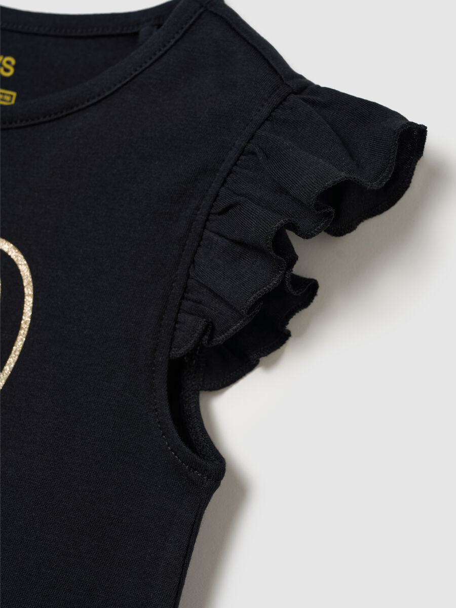 Girls' black pure cotton regular fit T-shirt with ruffles_2