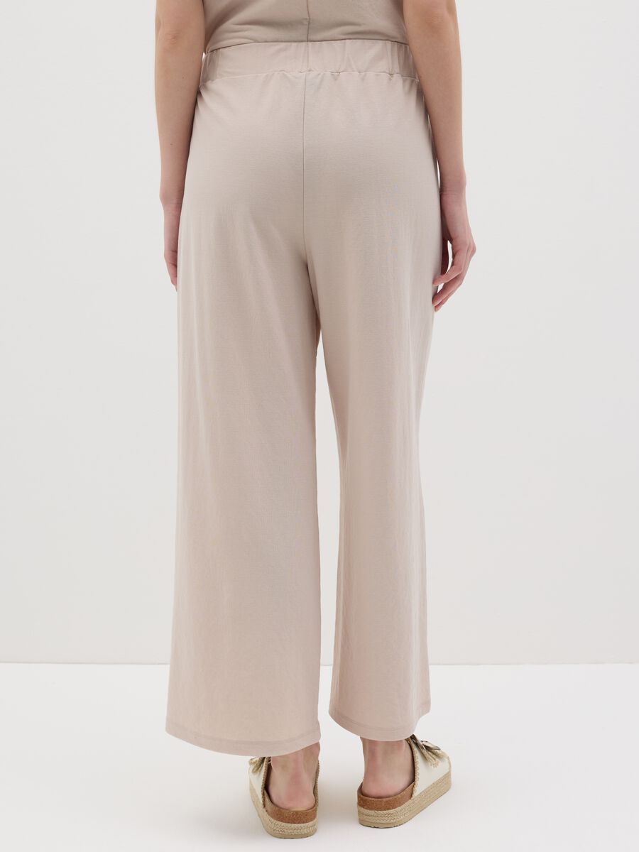 Women's beige regular-fit culottes in viscose blend_2