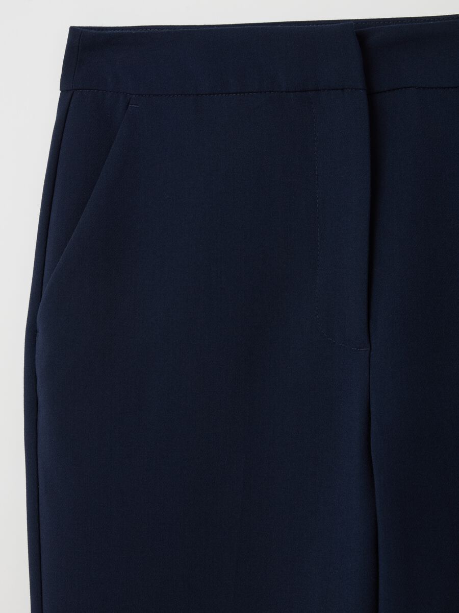 Crop trousers with folds_5