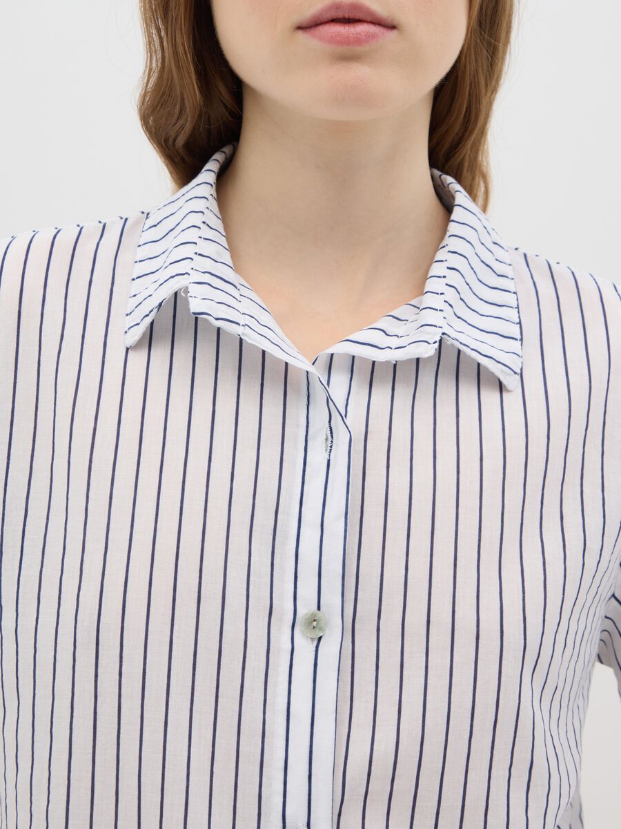 Women's multicolor oversized pure cotton shirt with regular fit_3