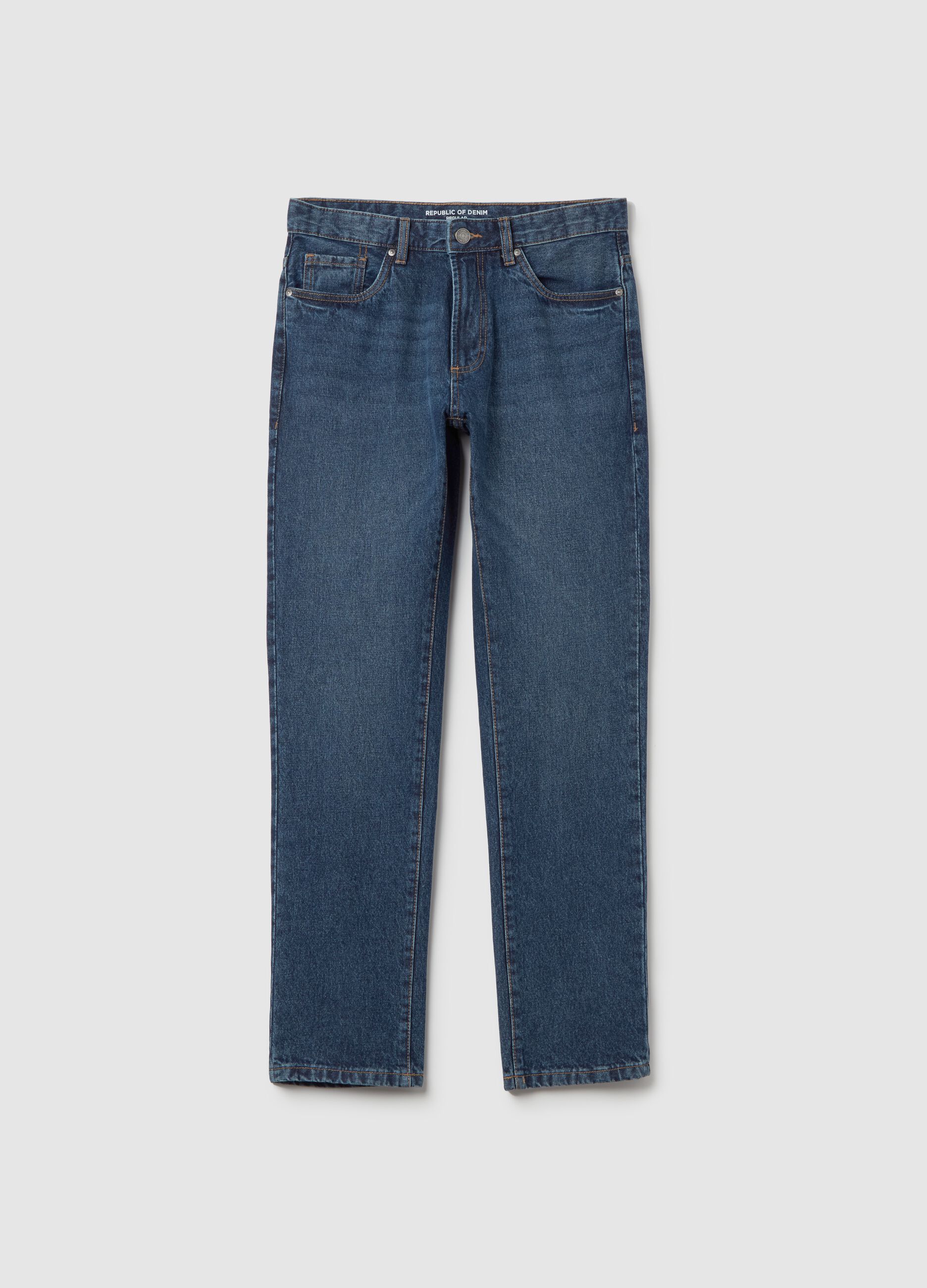 Regular fit jeans with discolouring
