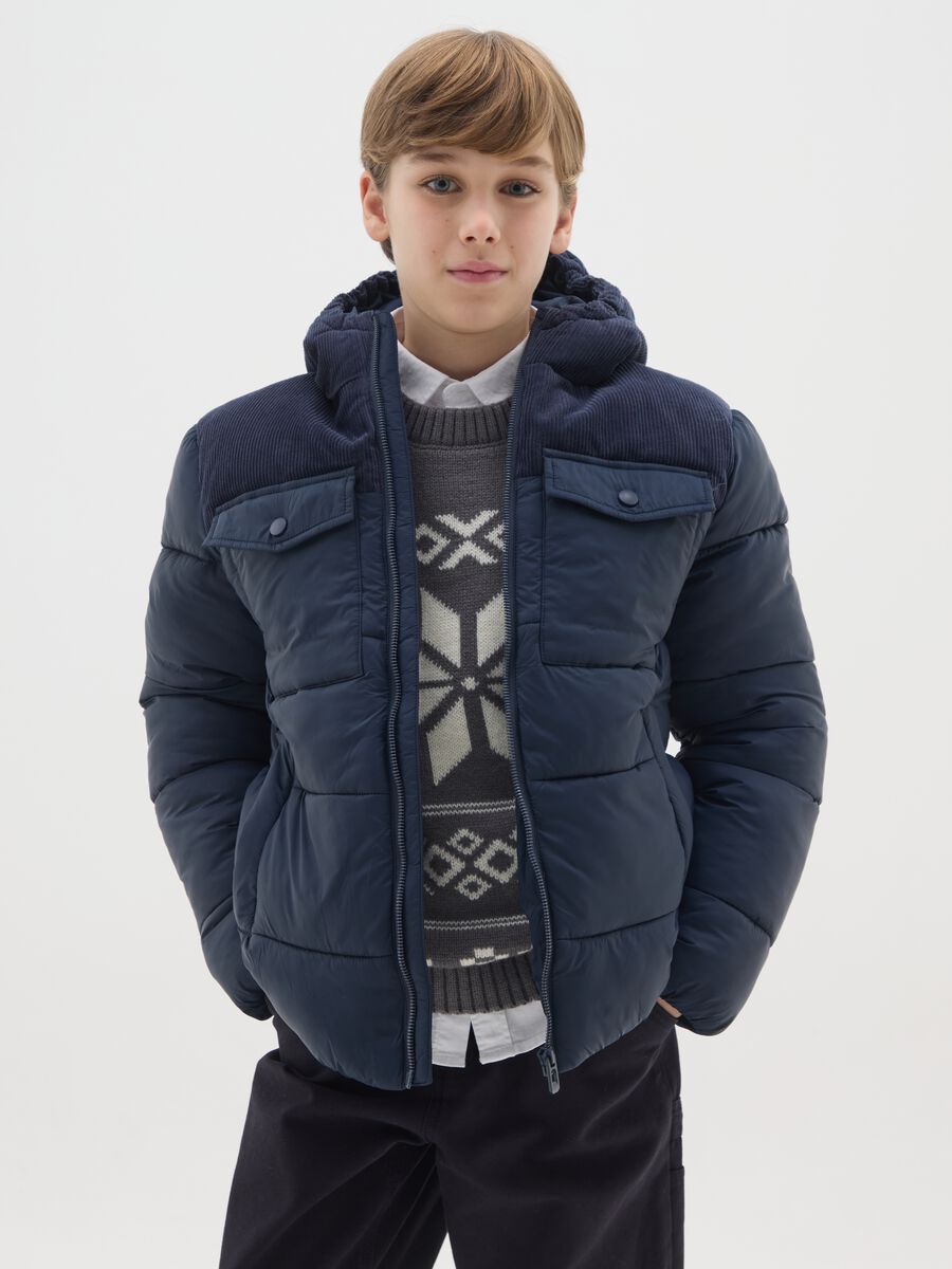 Giacca imbottita blu da ragazzo regular fit con cappuccio e zip_0