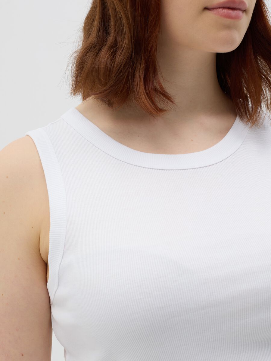 White ribbed top_2
