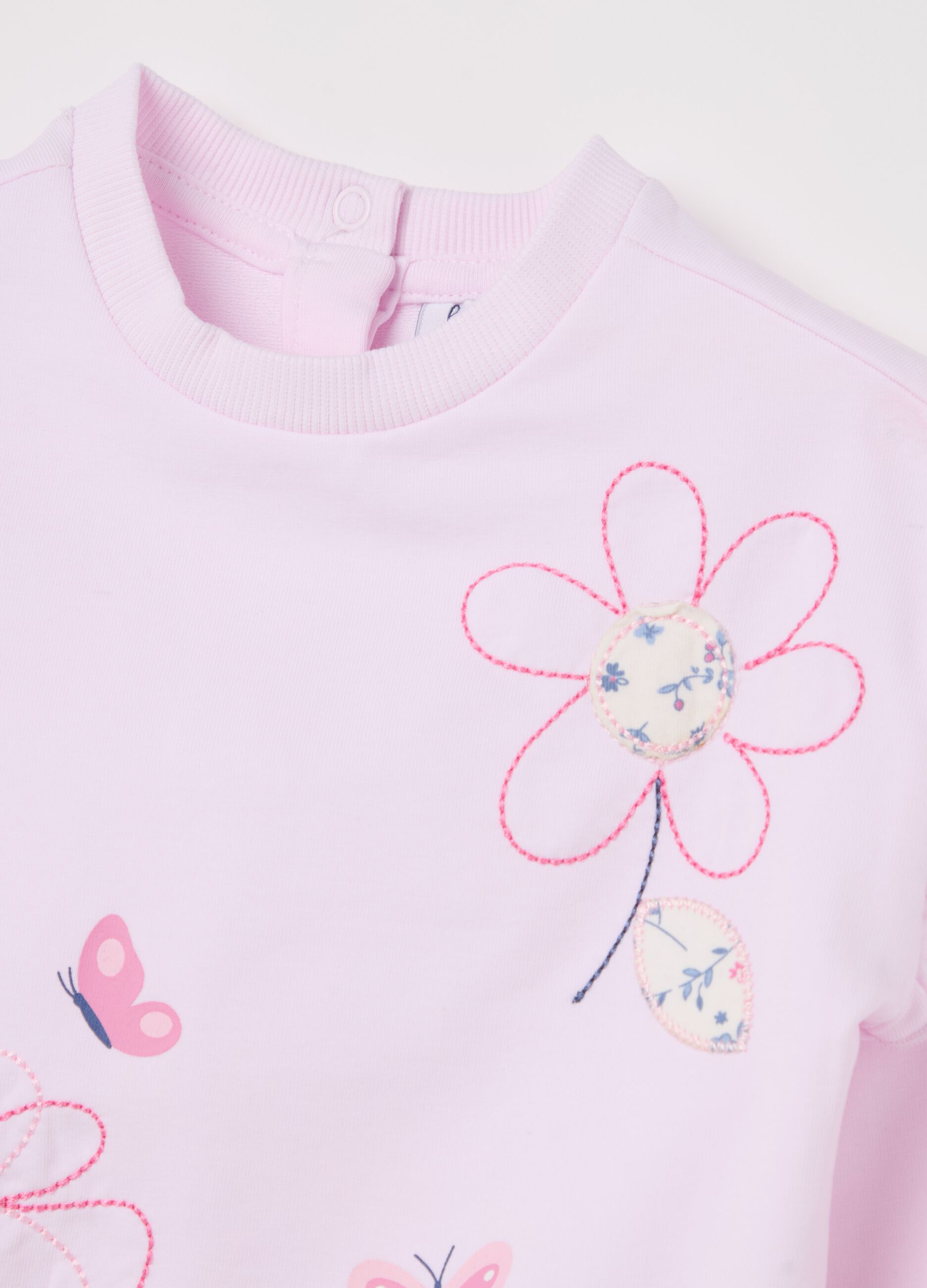 Sweatshirt with frill and floral embroidery