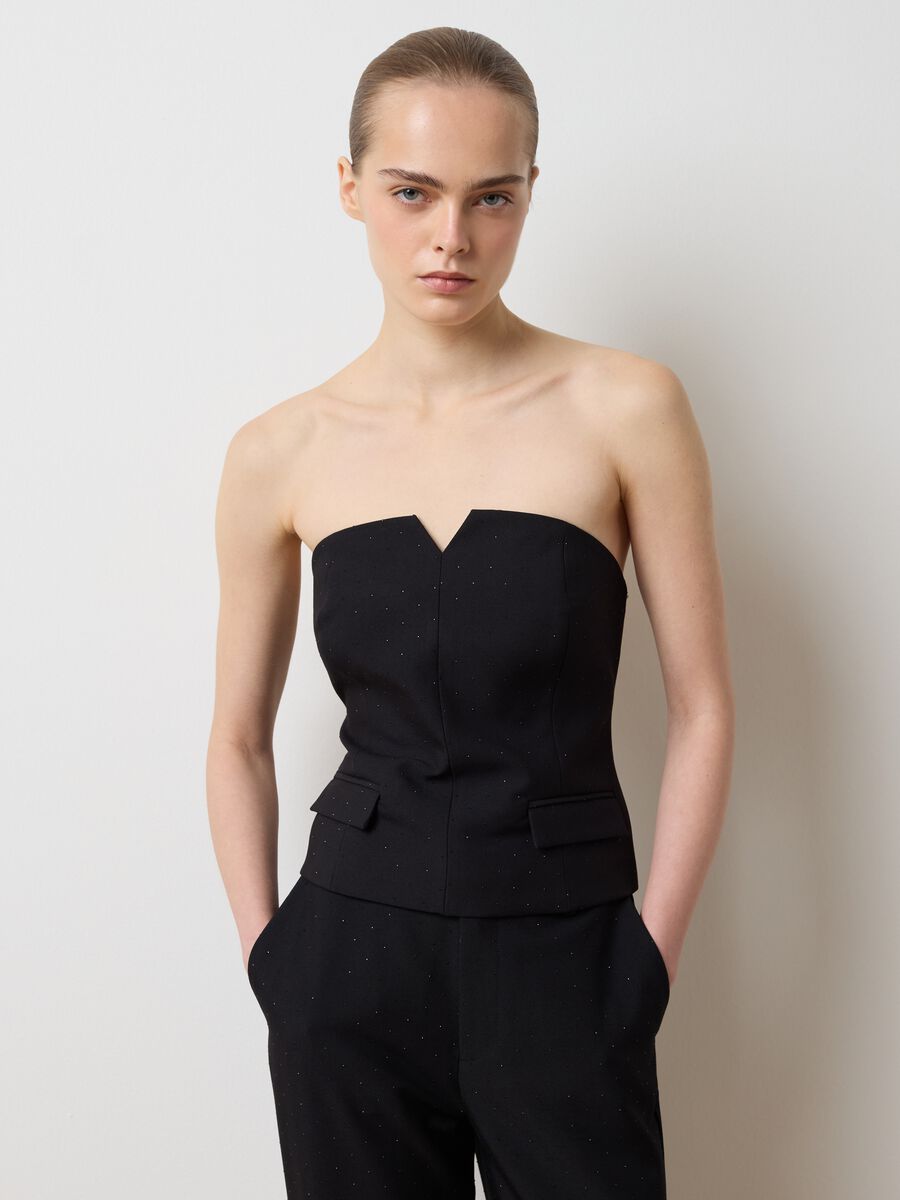 Corsetto nero slim fit con scollo a cuore_1