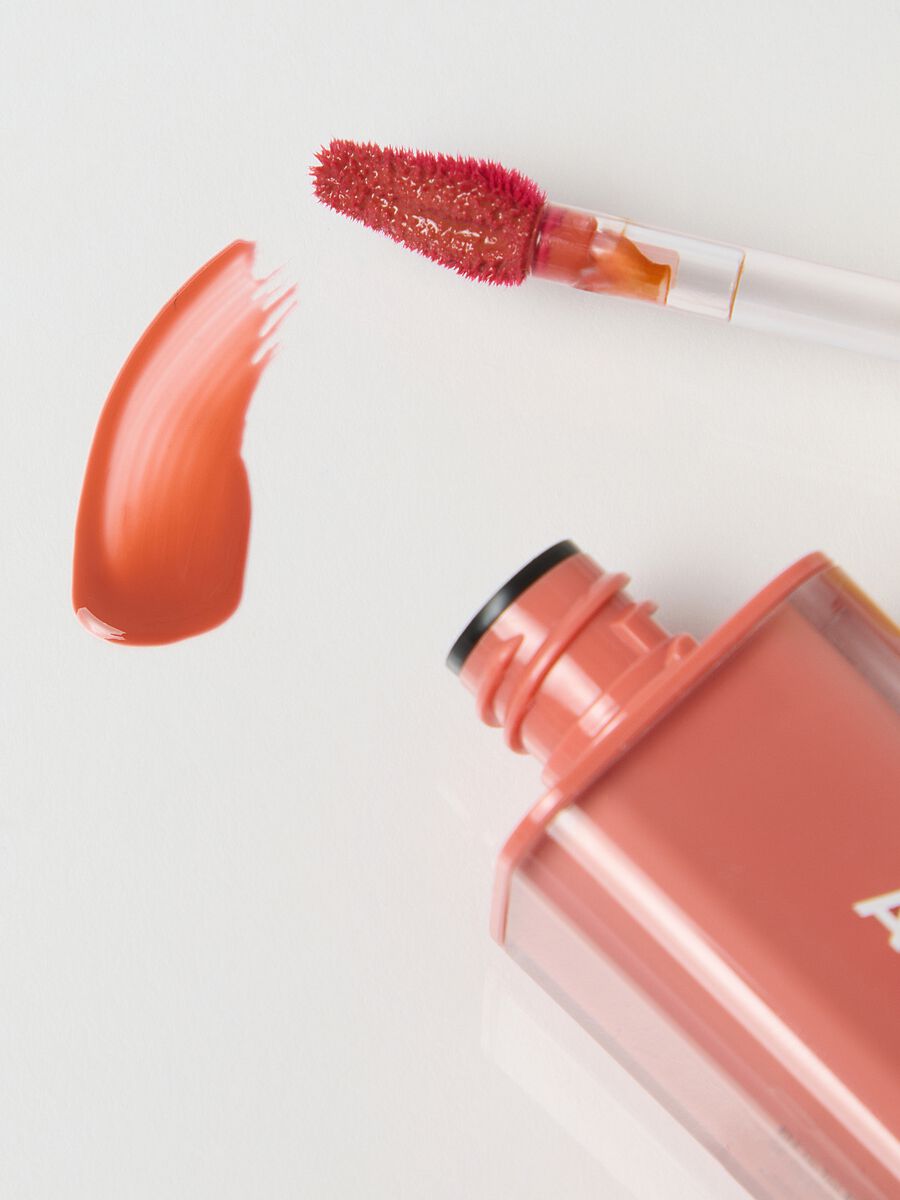 Water-based lip tint that provides great brightness with a light, long-lasting finish_4
