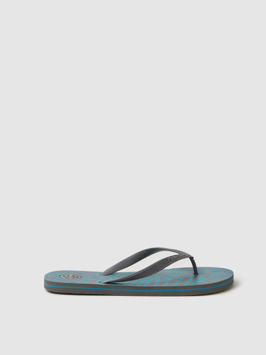 Maui and Sons grey flip flops with print_0
