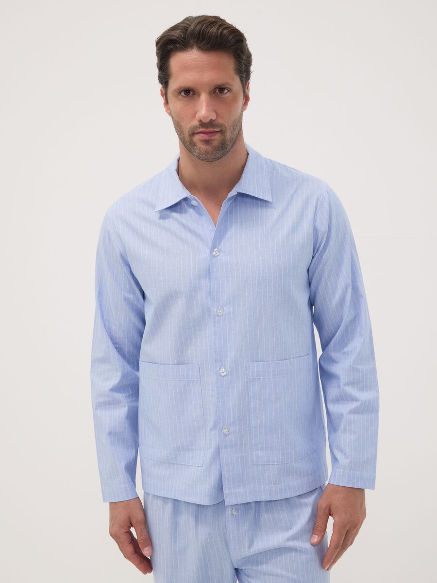 Pigiama azzurro a righe in puro cotone organico con colletto_1