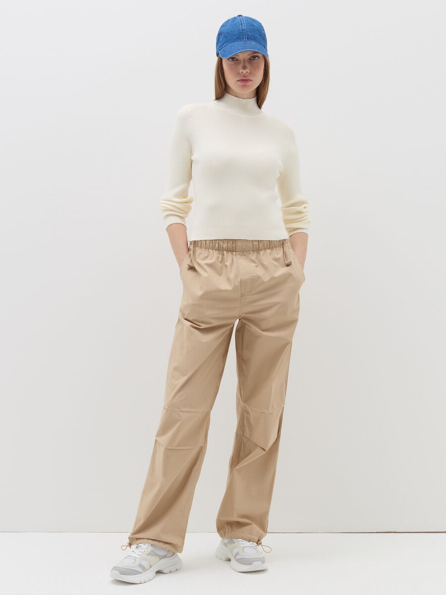 Pullover with mock neck_1