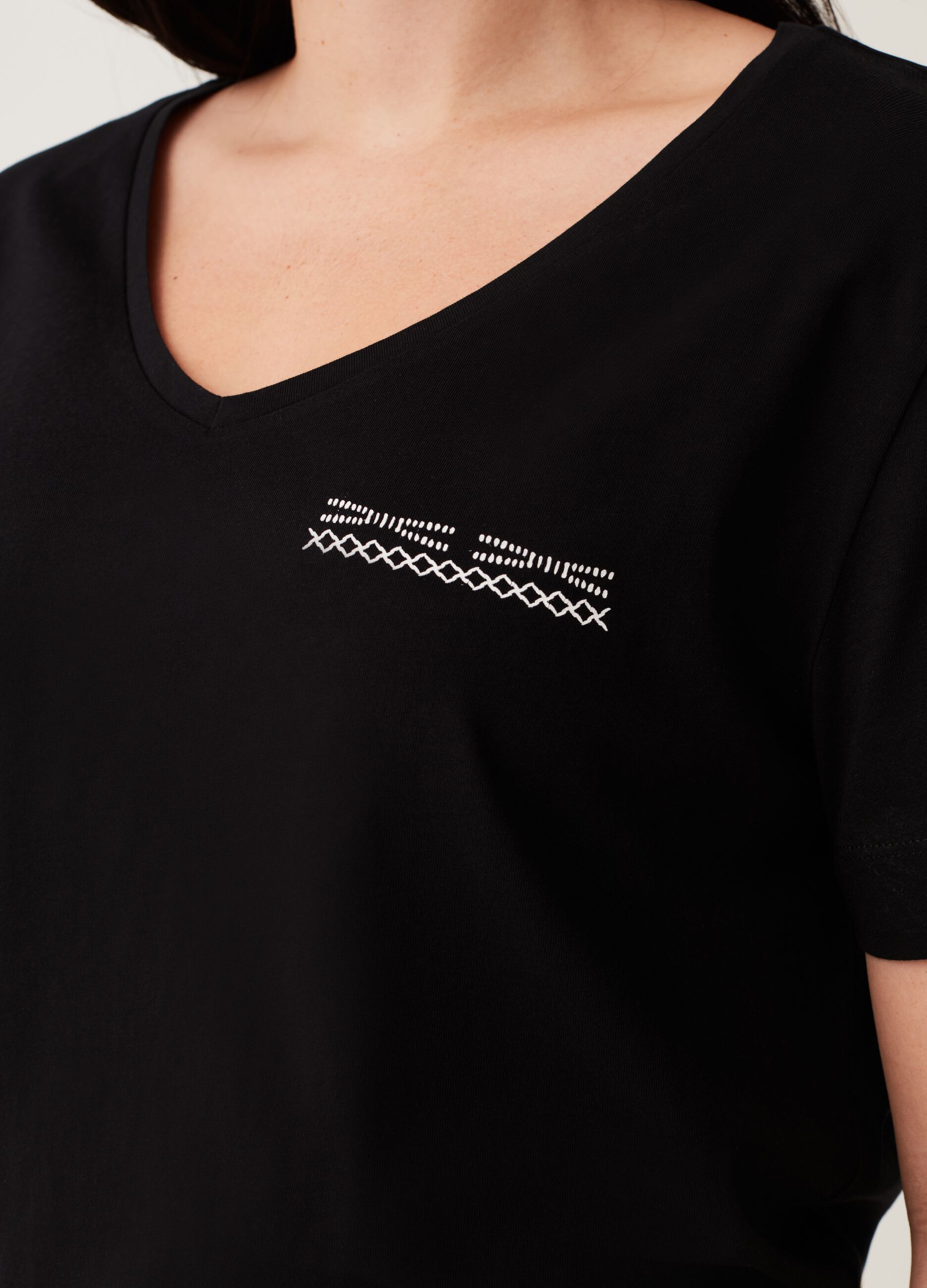 T-shirt in cotone con stampa Curvy MYA_3