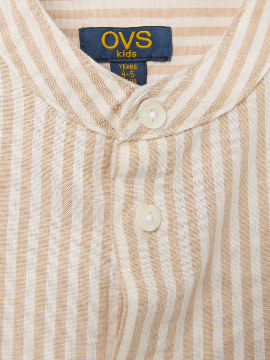 Multicoloured regular fit cotton blend child's shirt with chest pocket_3