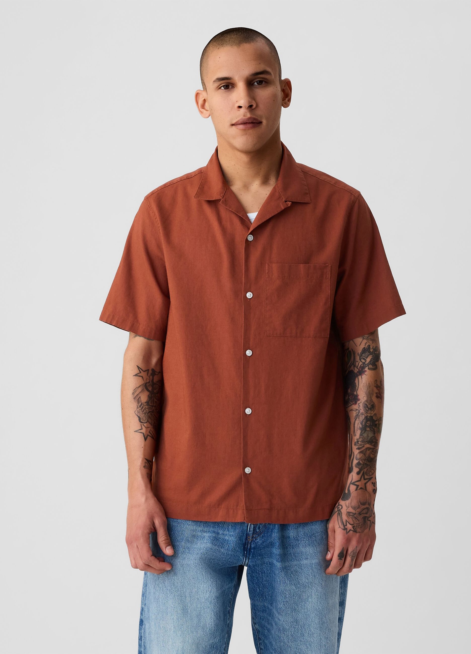 Linen and cotton short-sleeved shirt