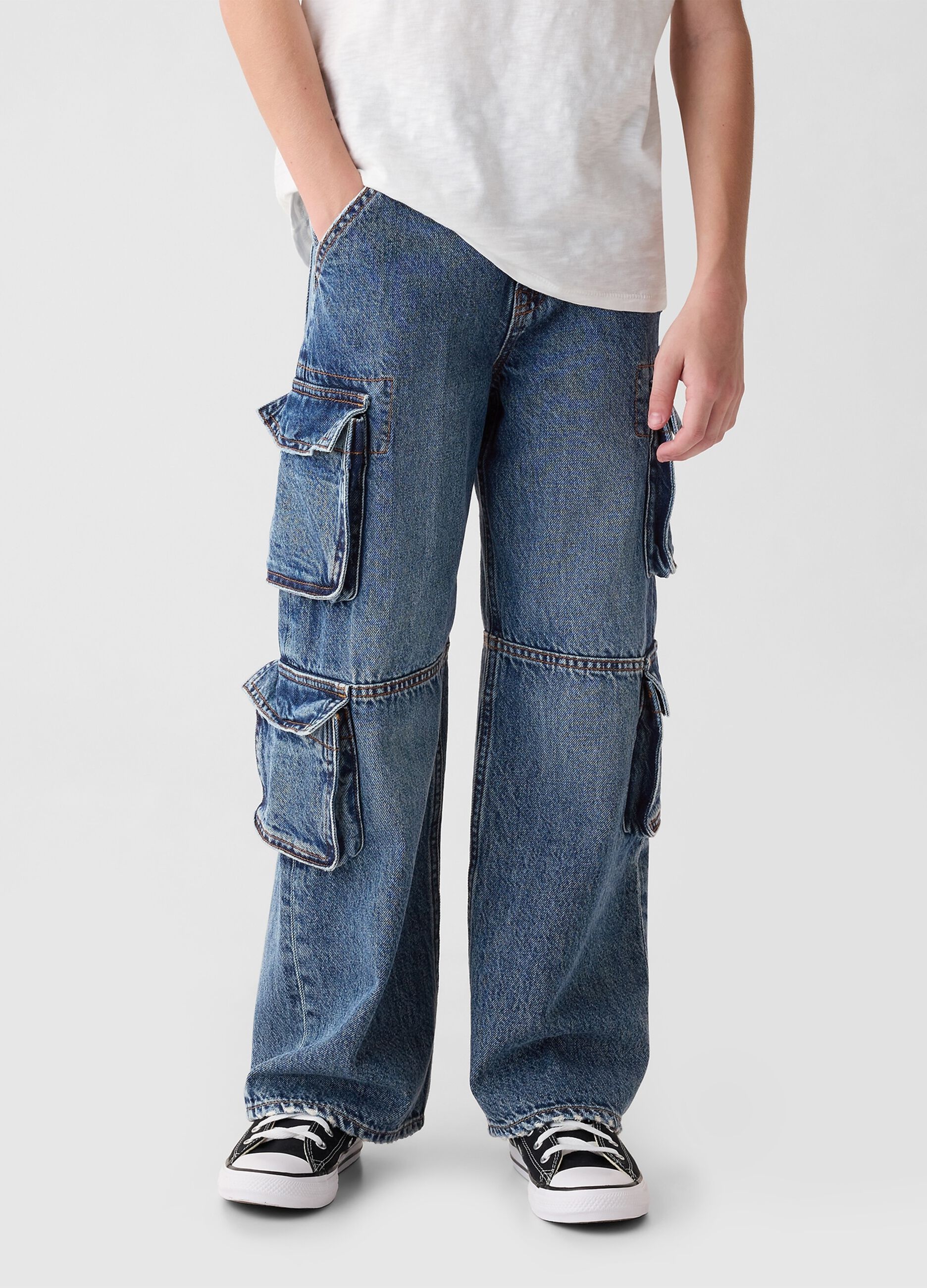 Baggy-fit jeans with pockets