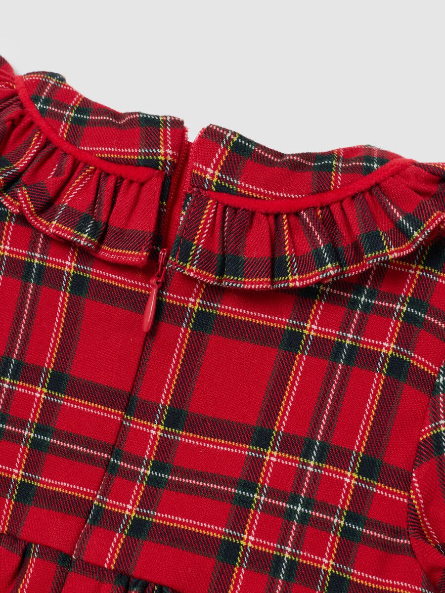 Vestito rosso a quadri multicolor da bimba wide fit con volant_3