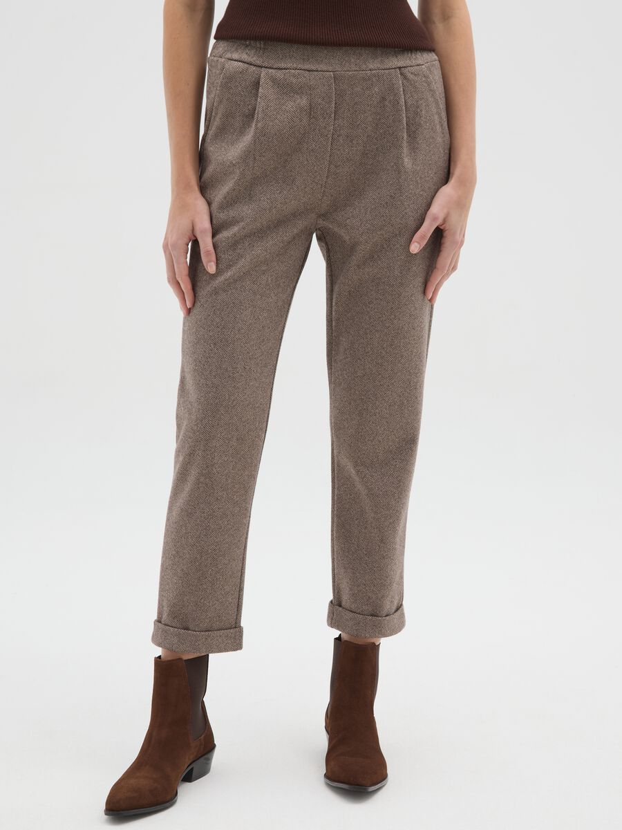 Pantaloni marroni regular fit_1