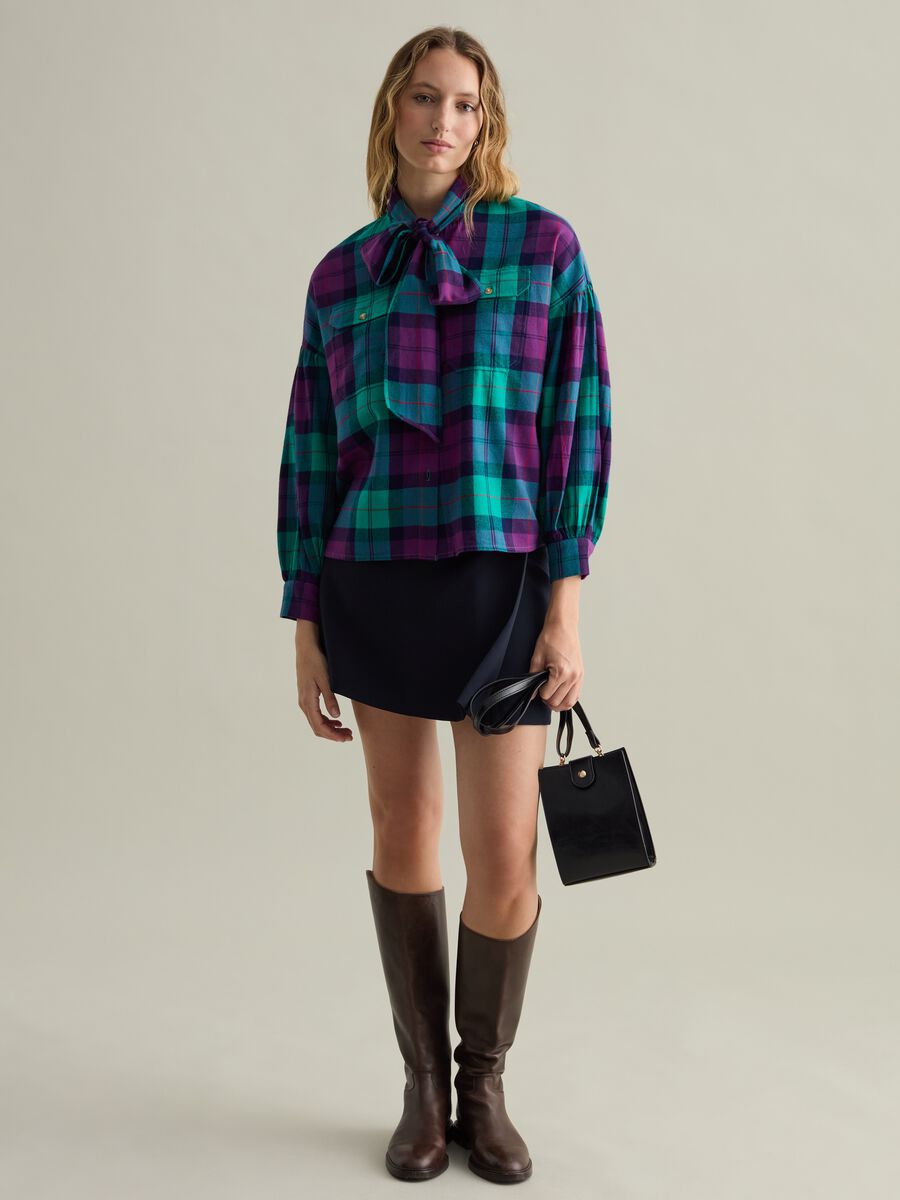 Squared bag with shoulder strap_3