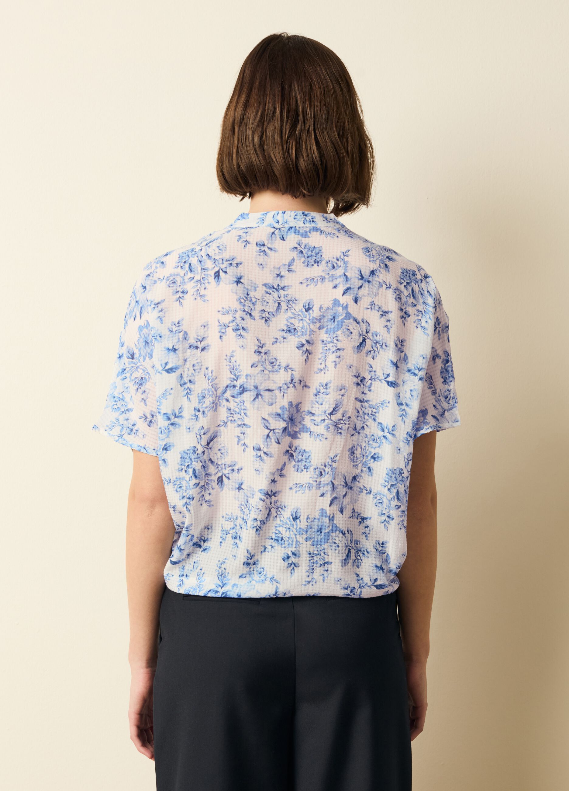 Floral blouse with knot