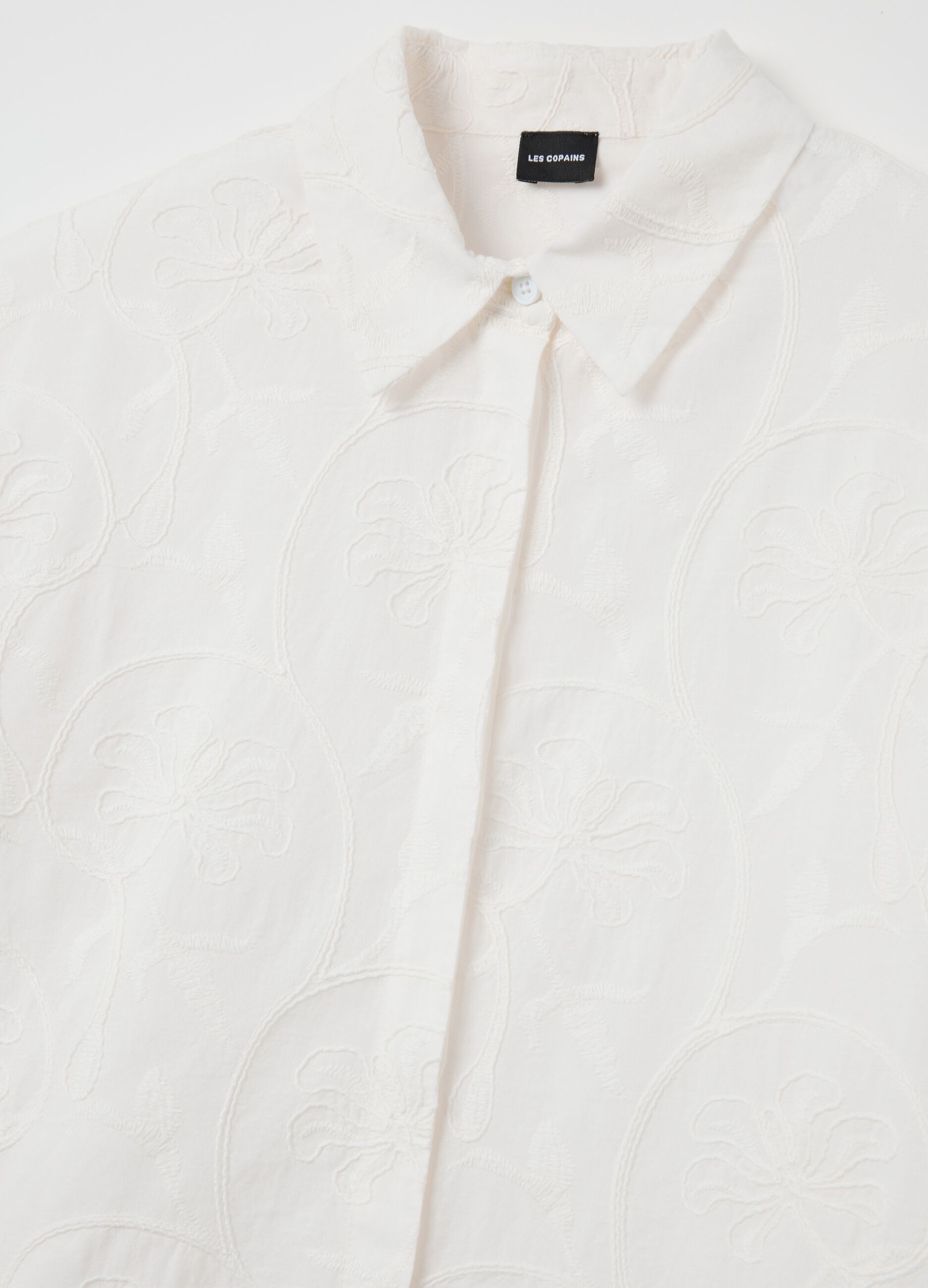 White shirt in cotton