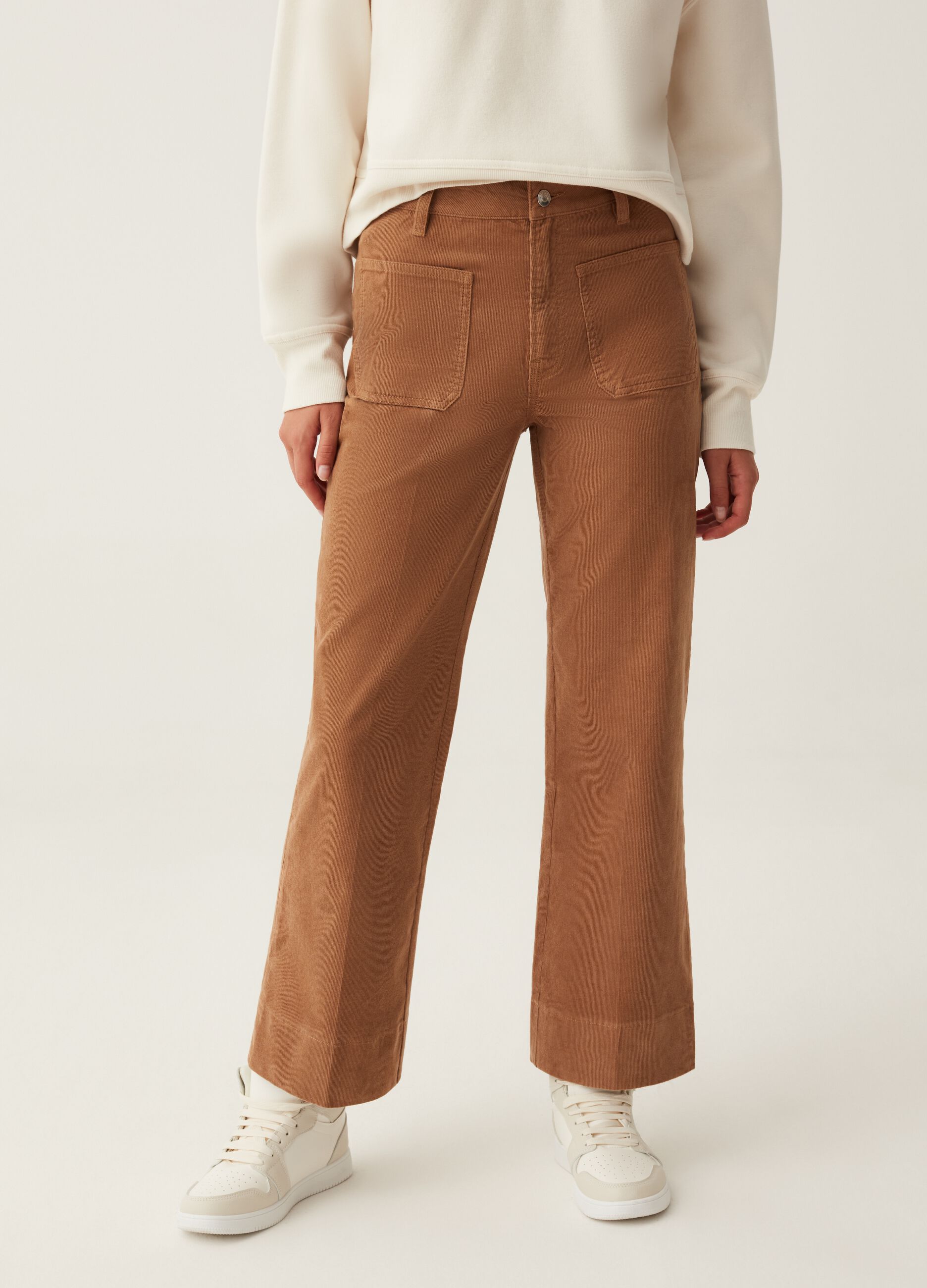 Pantaloni cropped flare fit in corduroy_1