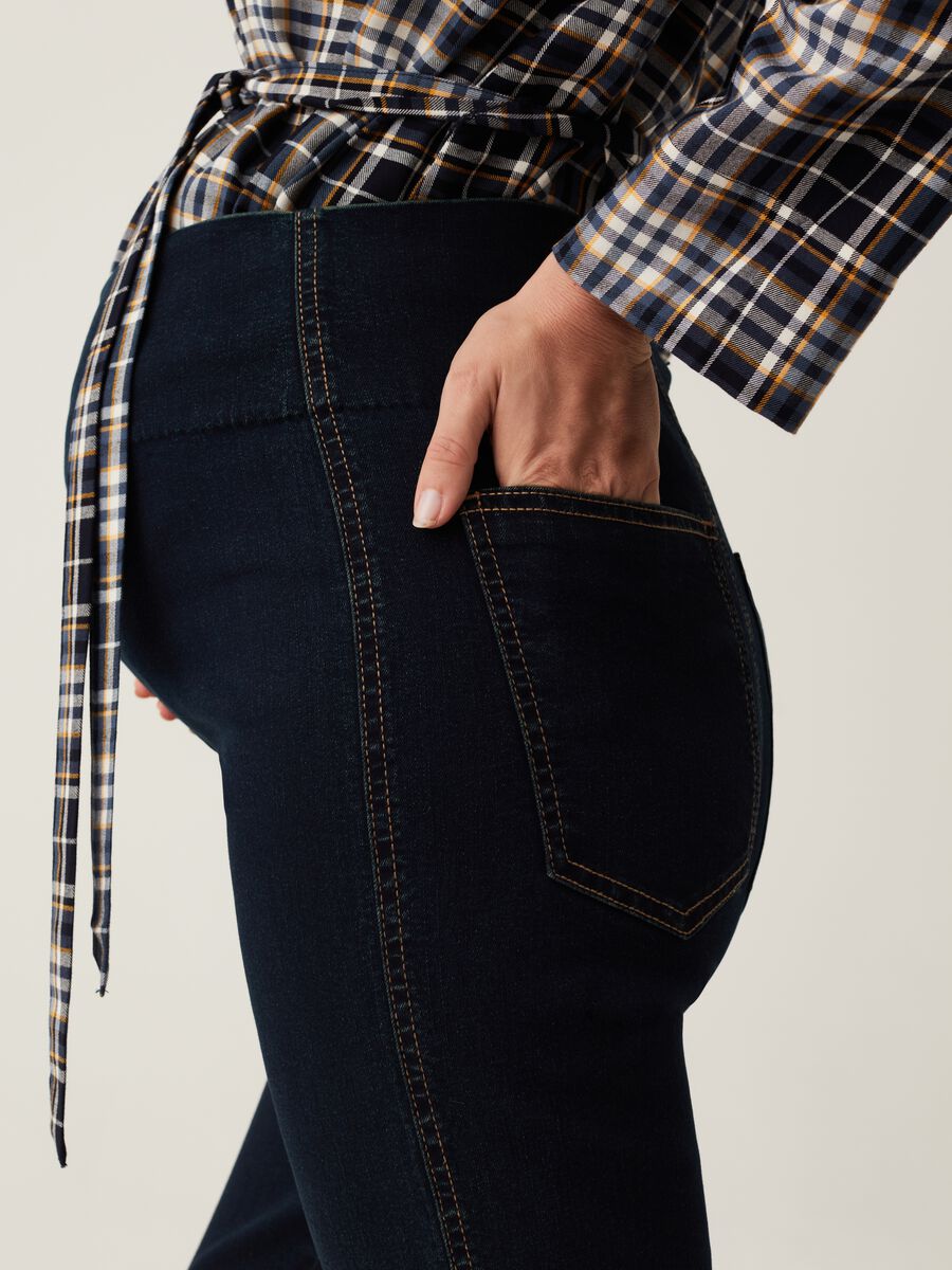 Pantalone premaman skinny fit in denim_4