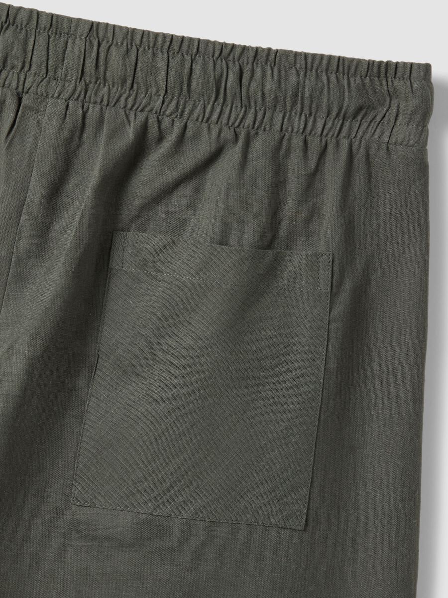Pantaloncini pigiama in misto cotone e lino verde regular fit_5