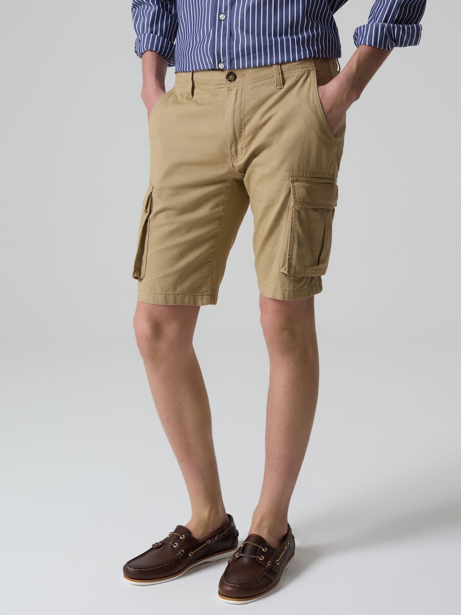 Cargo Bermuda shorts in cotton twill_1