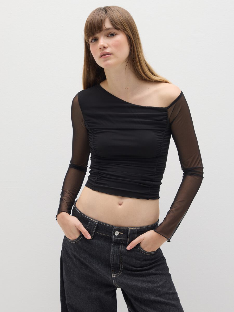 Long-sleeve black top in stretch fabric_1
