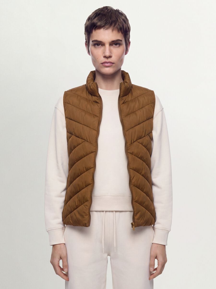 Yellow ultralight quilted gilet with zip and high neck_1