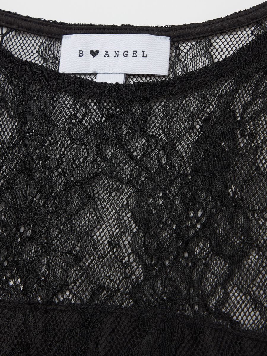 Crop tank top in lace_5
