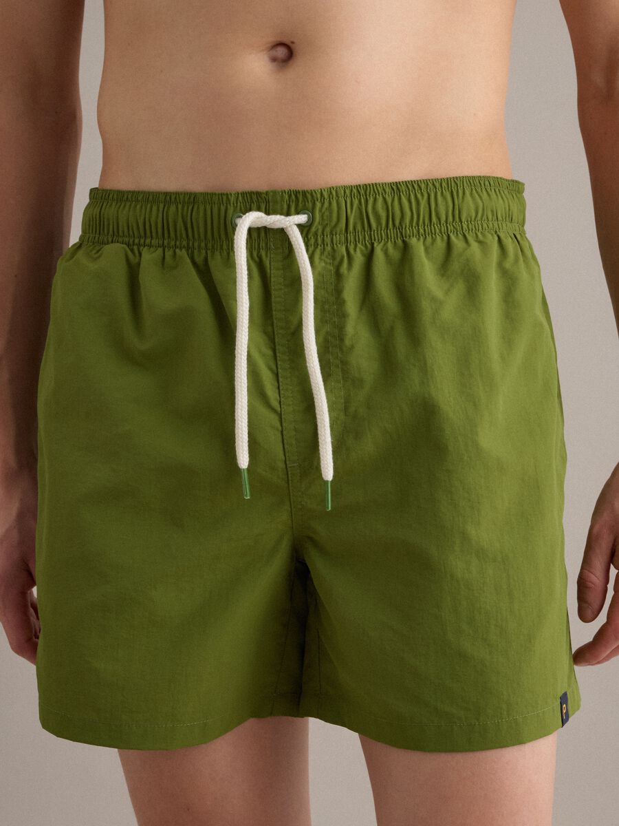 Boxer da mare verdi con vita elasticizzata e coulisse_1