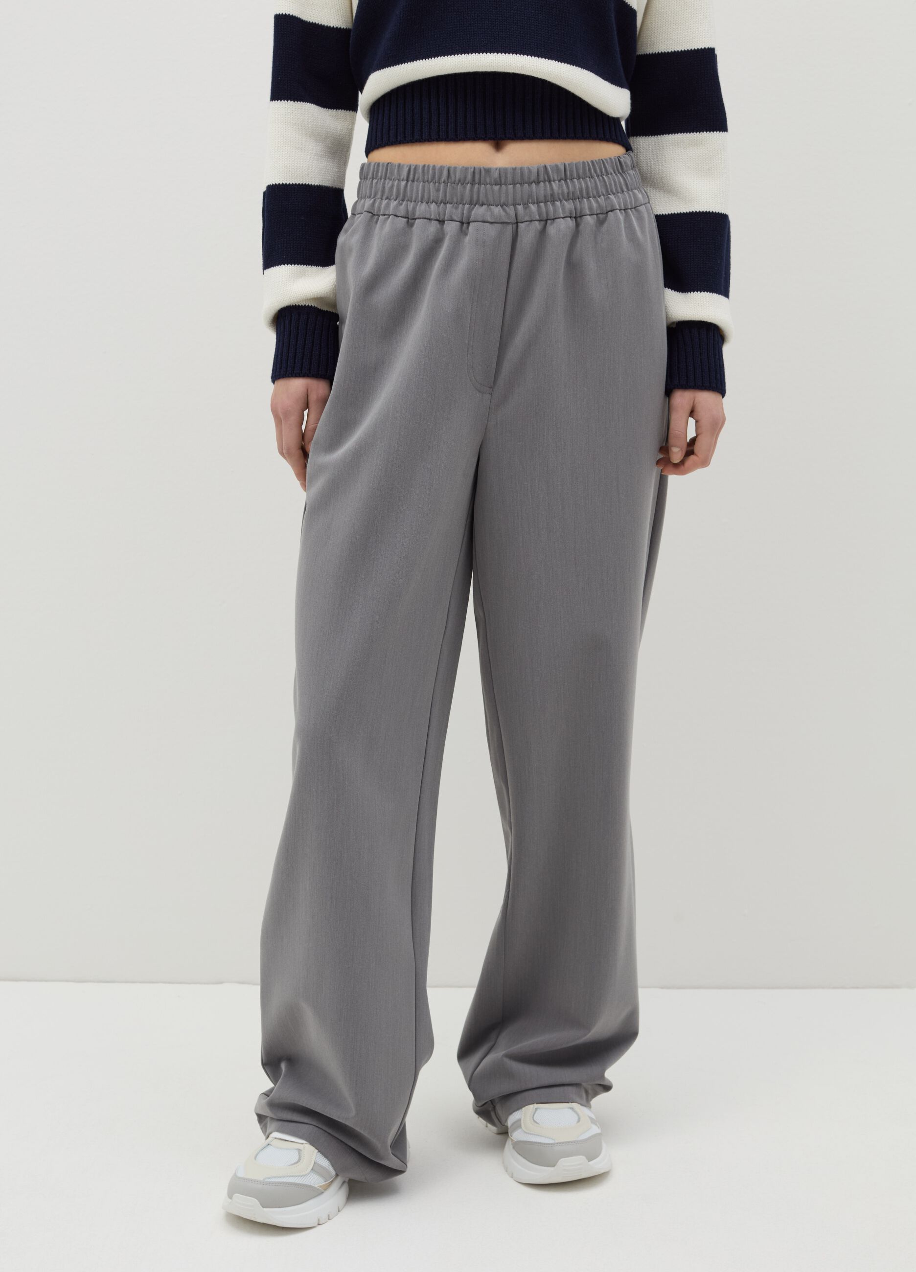 Fluid tailored trousers