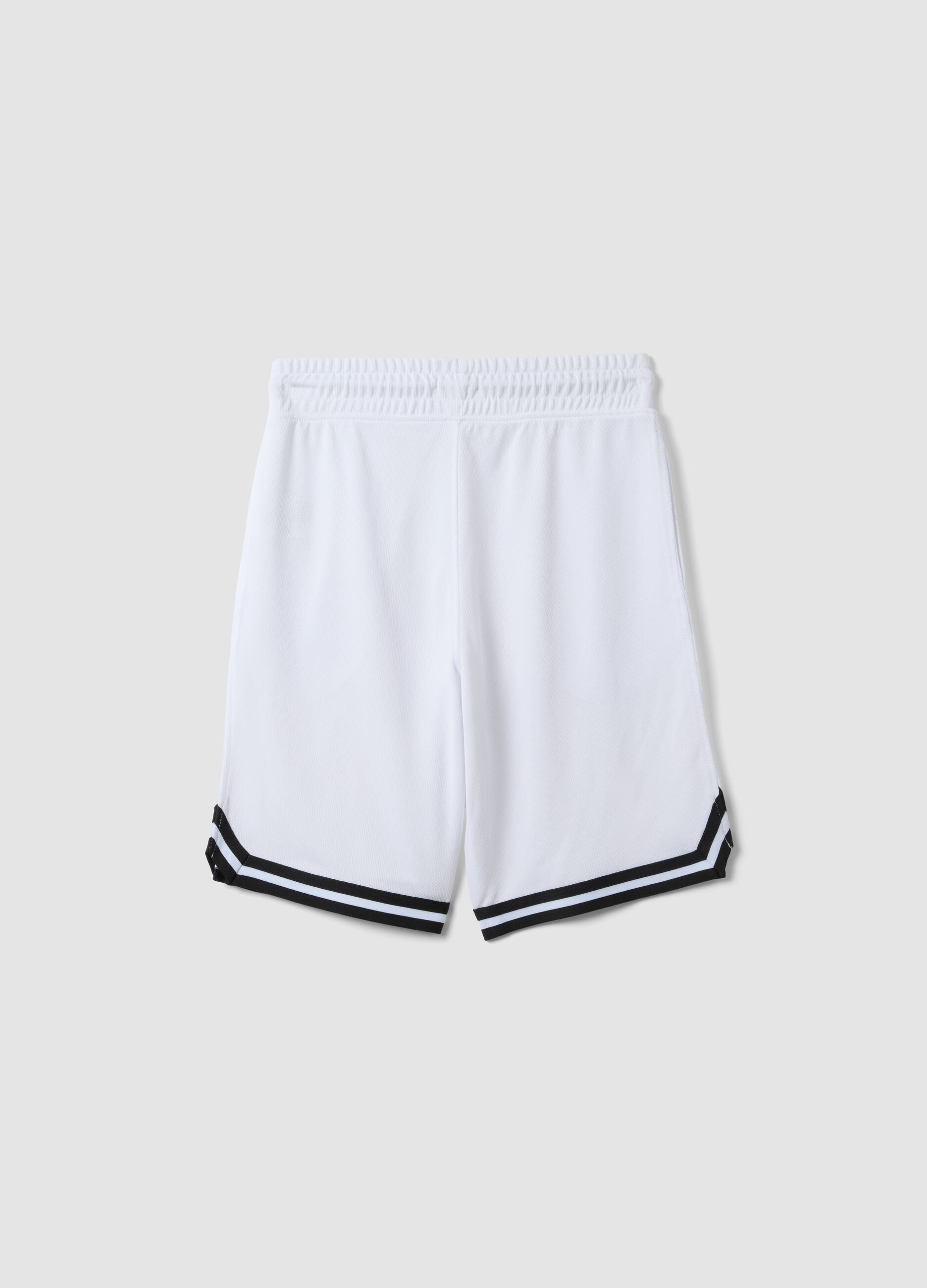 White shorts with elasticated waist